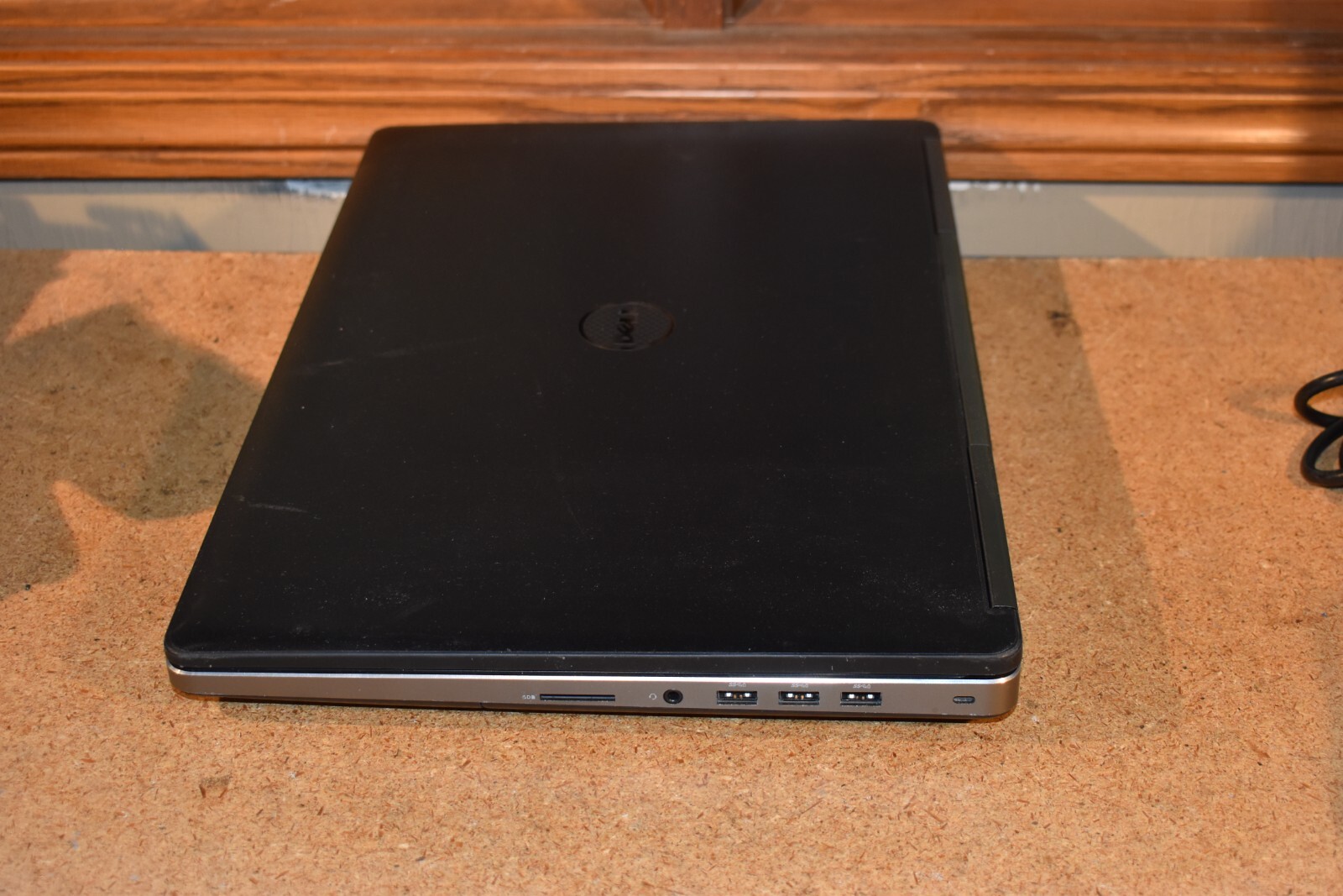 Dell Precision 7710 17″ i7-6820HQ 32GB 512GB SSD NVidia M3000M Windows 7 Pro