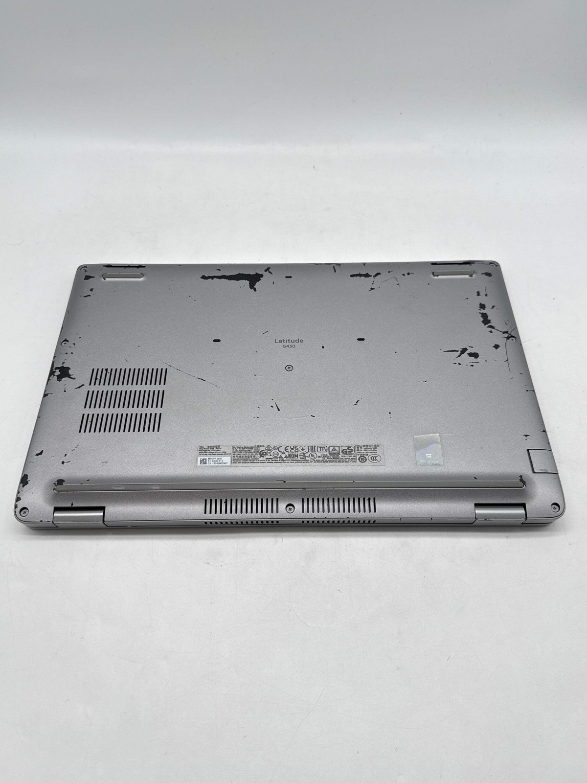 Dell Latitude 5430 14″ Intel Core i5-1235U 16GB RAM 256GB SSD – Used