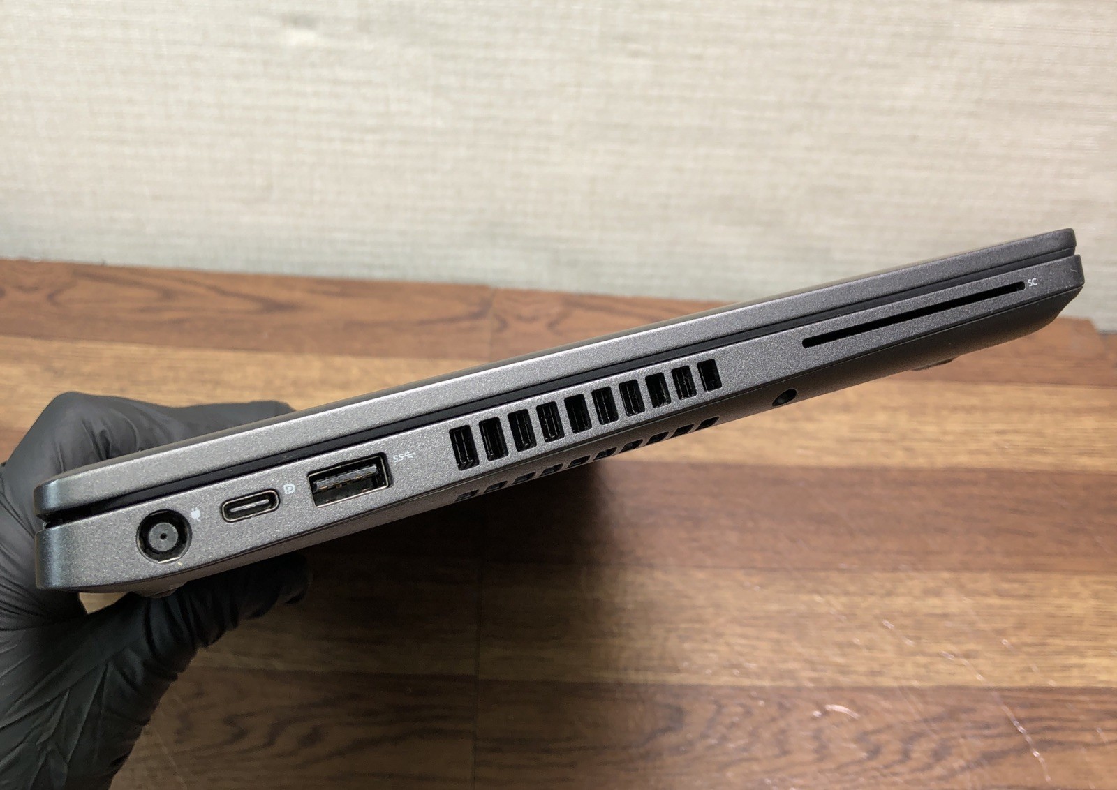 Dell Latitude 5400 14” Core i5-8365U 1.60GHz 256GB SSD 8GB RAM DDR4