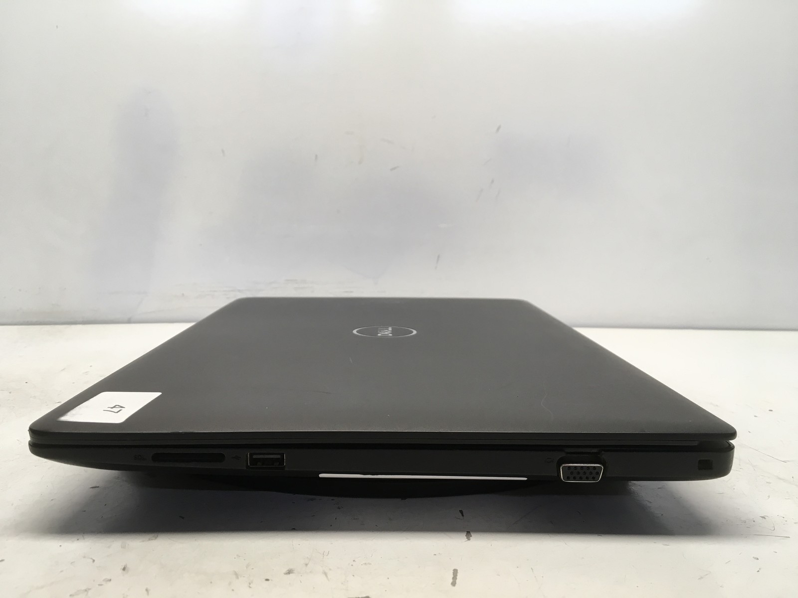 Dell Latitude 3590 Intel i3-7020U 2.3GHz 8 GB NO HDD No Batt