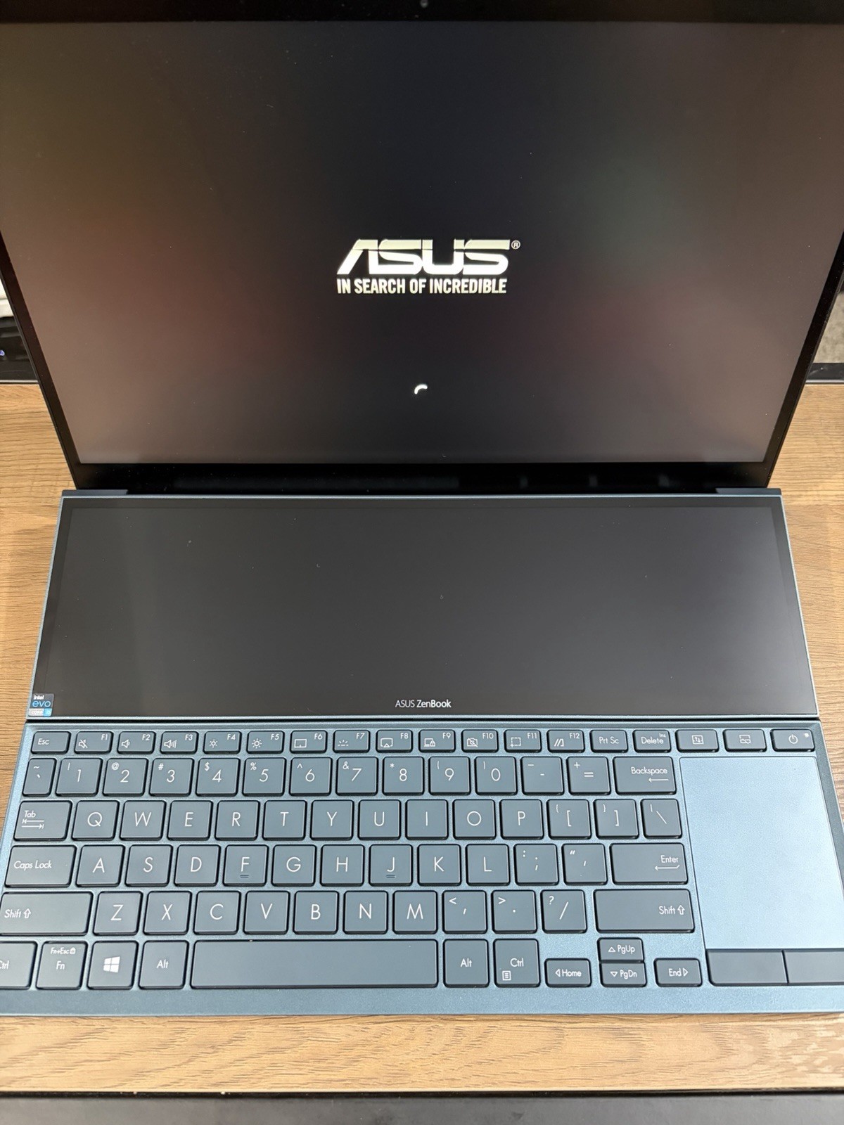 Asus Zenbook Duo 14 UX482EAR 14″ i5-1155G7 2.5GHz 8GB RAM 512GB SSD