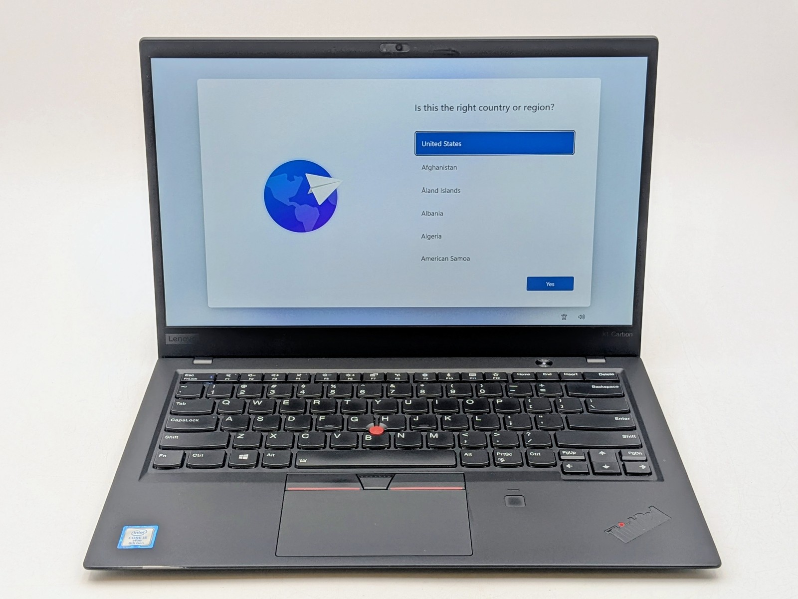 Lenovo ThinkPad X1 Carbon Gen 6 14″ FHD I5-8350U 256GB 16GB W11 Pro Backlit FPR