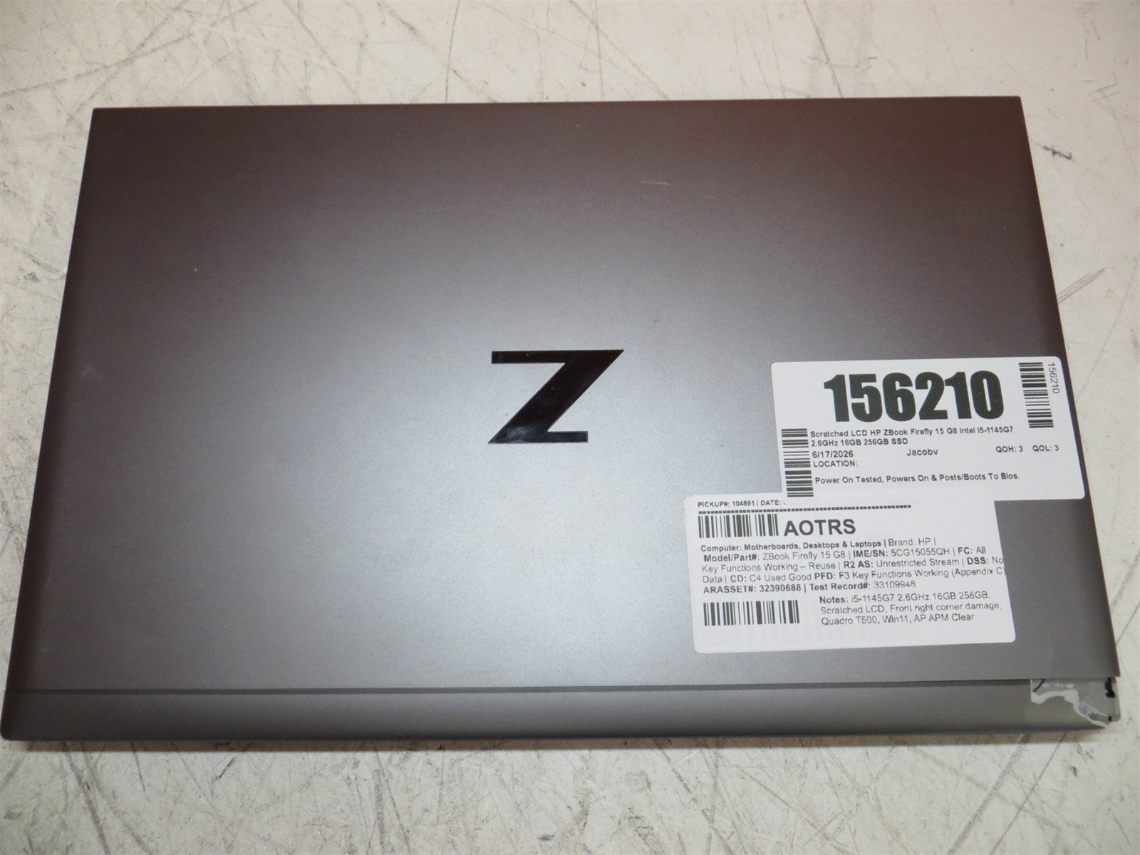 Scratched LCD HP ZBook Firefly 15 G8 Intel i5-1145G7 2.6GHz 16GB 256GB T500 GPU