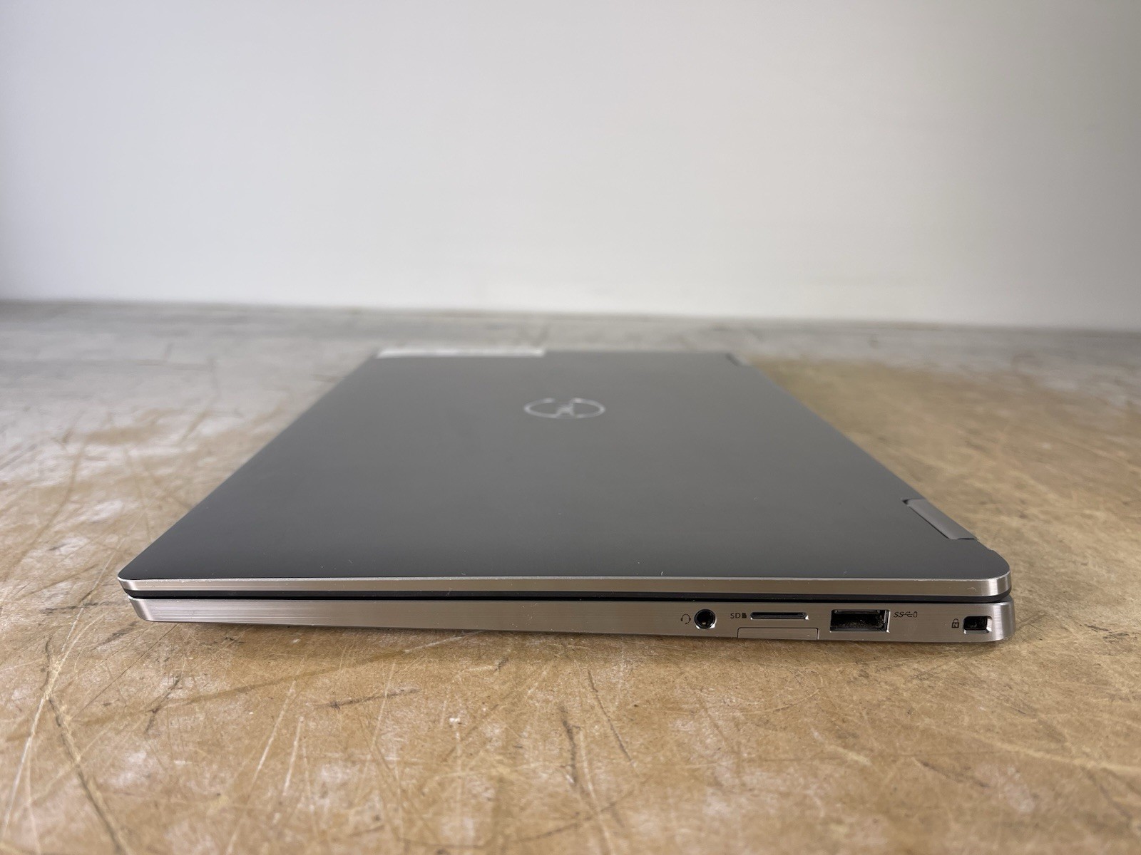 DELL LATITUDE 7400 2-IN-1 i5-8365U @ 1.60GHz, 16GB RAM, NO HDD/OS