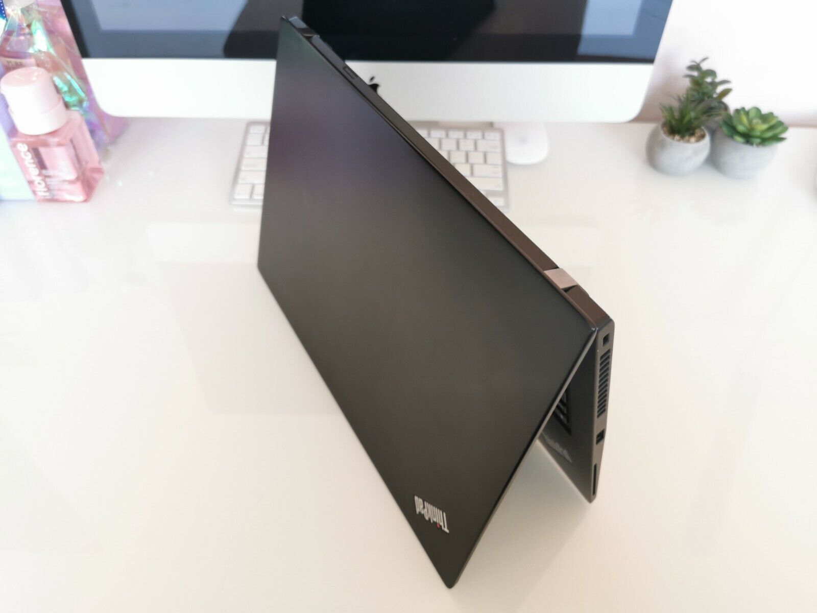 Black Ultrabook Lenovo ThinkPad T480s i5-8350U Max 3.6GHz TouchScreen Full HD