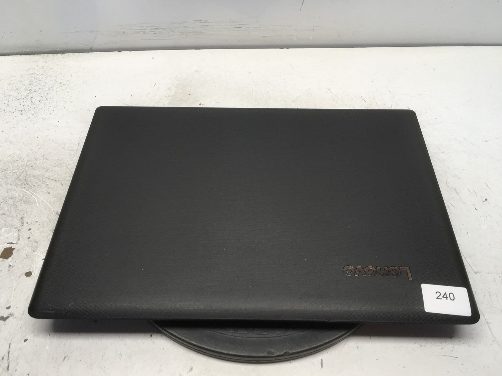 Lenovo IdeaPad 110-15ACL AMD A6-7310 2GHz 4 GB NO HDD No Batt