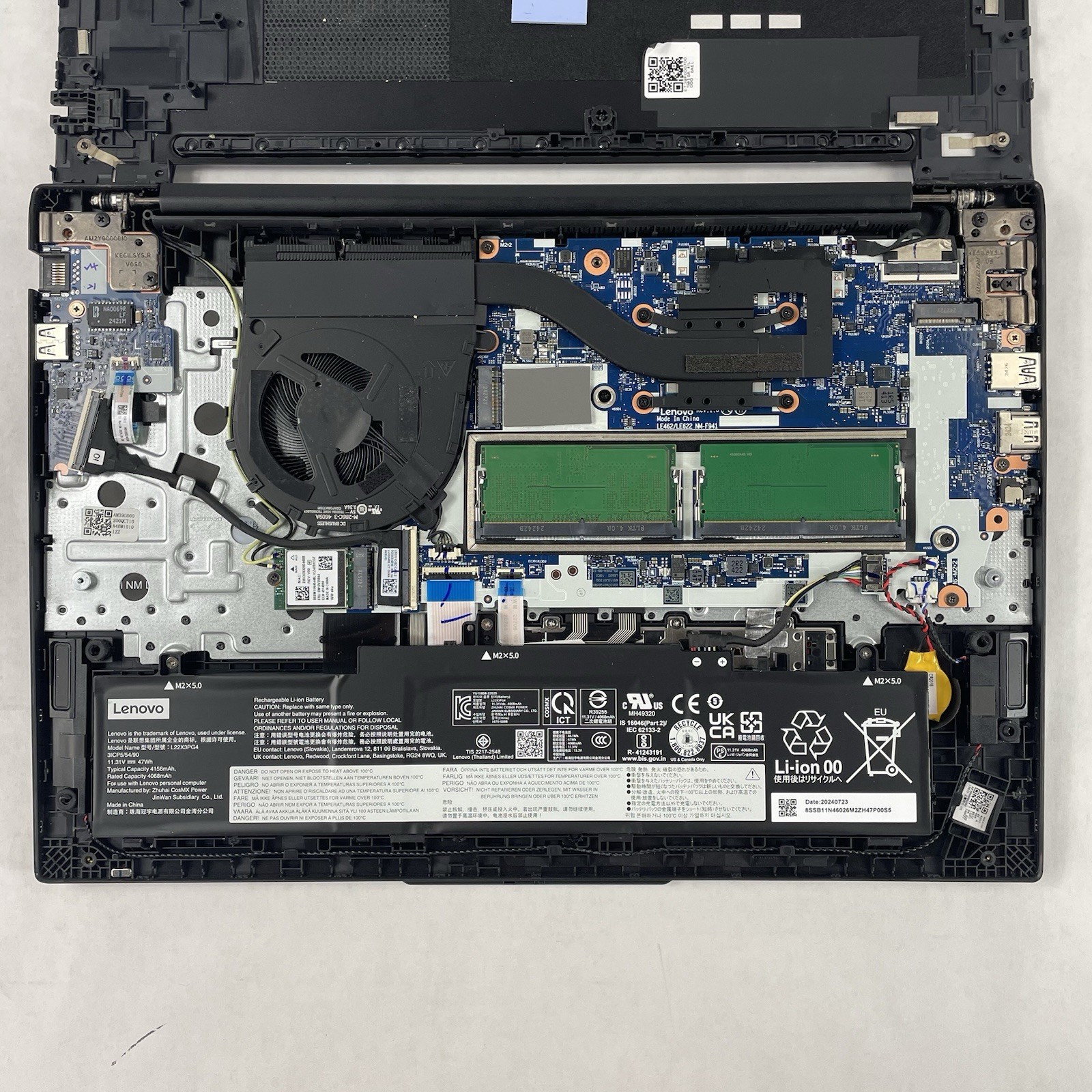 Lenovo ThinkPad E16 Gen 2 16″ Ryzen 7 7735U 2.70 GHz 16 GB RAM No SSD No OS READ