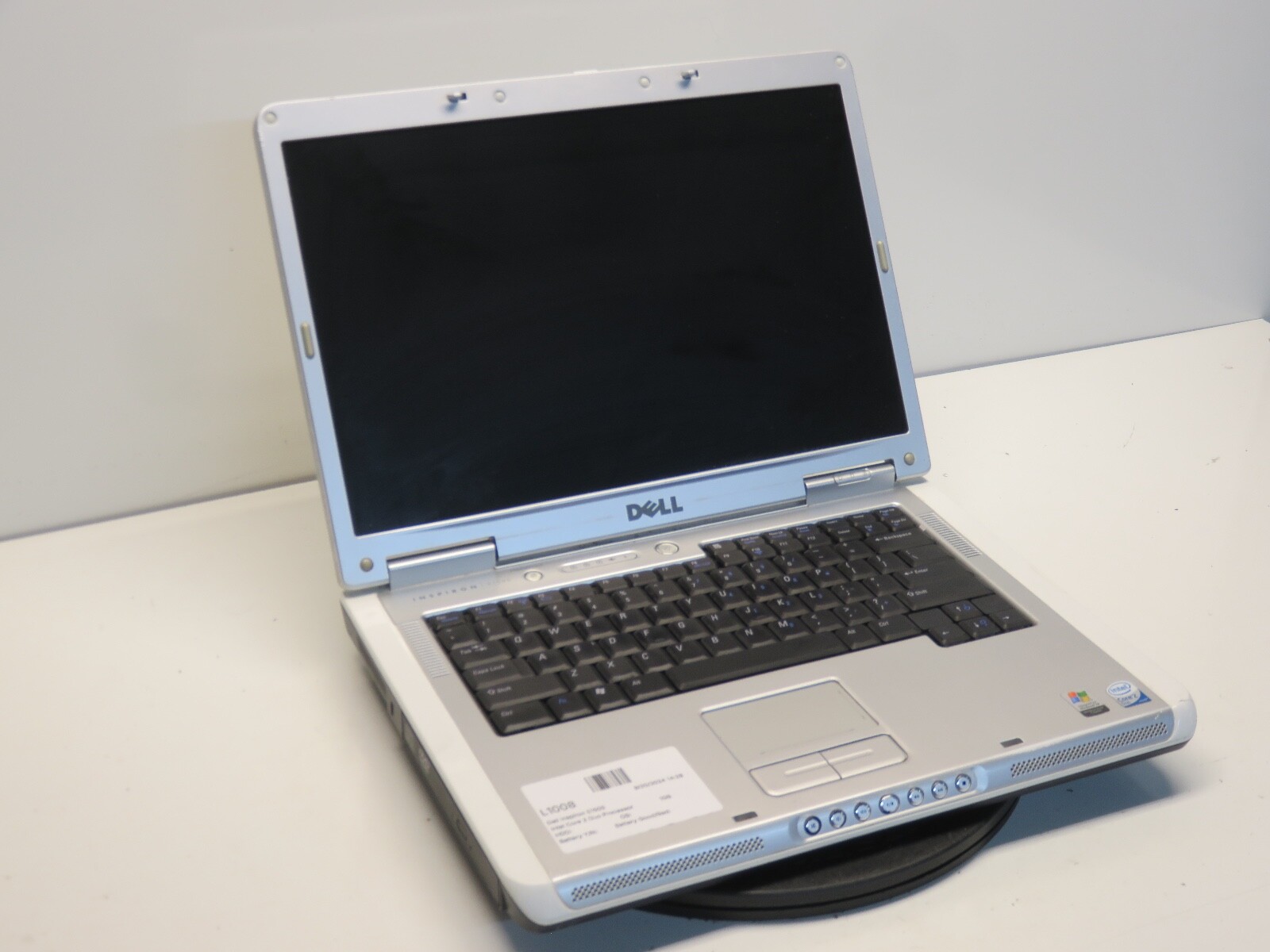 Dell Inspiron E1505 Intel Core 2 Duo Processor 1.00GHz 1GB 500 GB WIN XP NO BAT