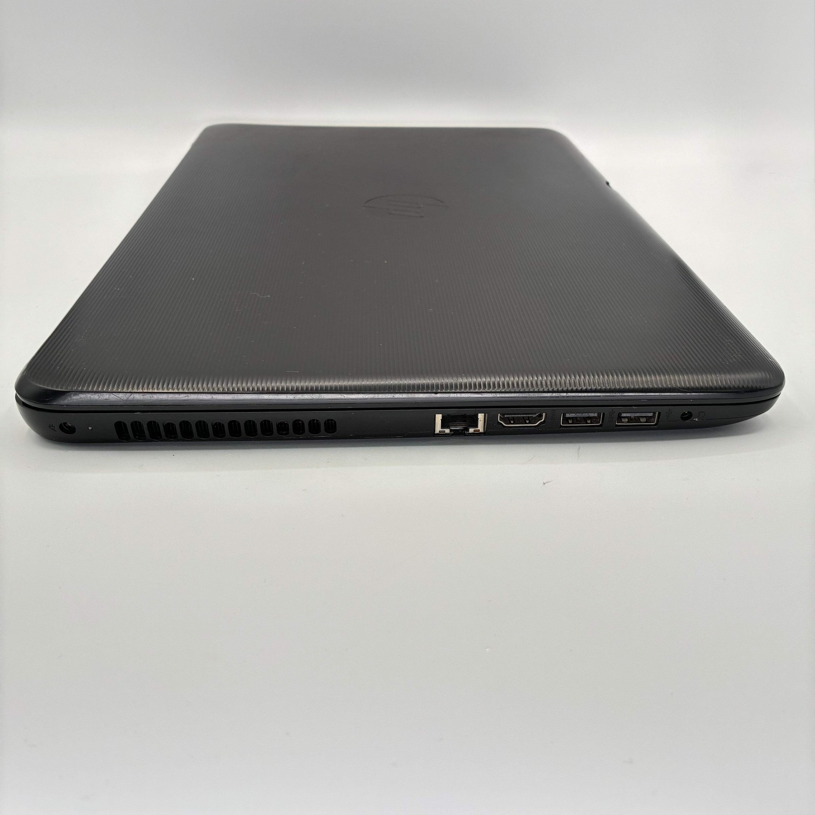 HP 15-BA079DX 15″ AMD A9 6GB 1TB Black BAD BATTERY