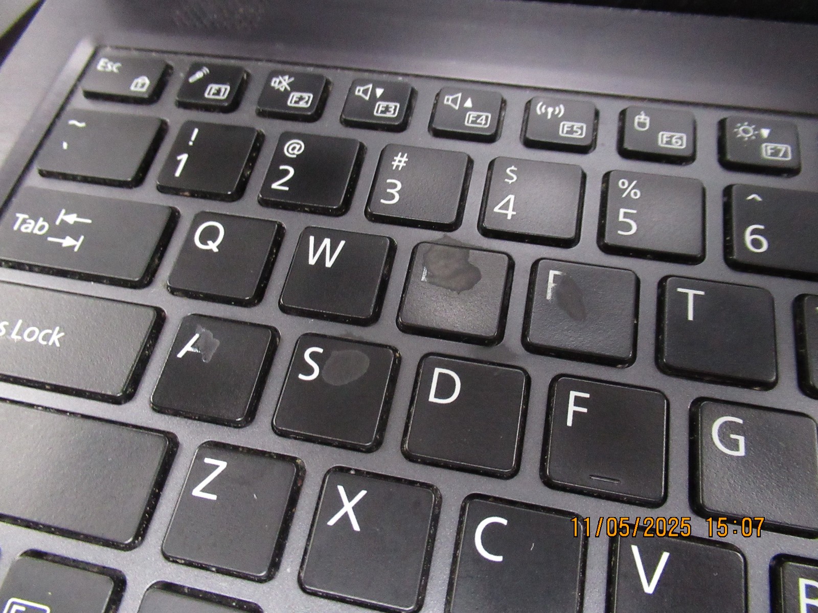 Lot of 5 Fujitsu Lifebook U749 i7 8665U 1.90GHz Laptop [NO RAM/HDD/OS/AC]