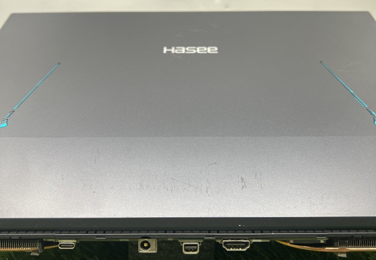 Hasee CV15Slaptop 15″FHD i5-12450H@2.0Ghz 8GB RAM 256GB SSD Win11 NVIDIA RTX3050