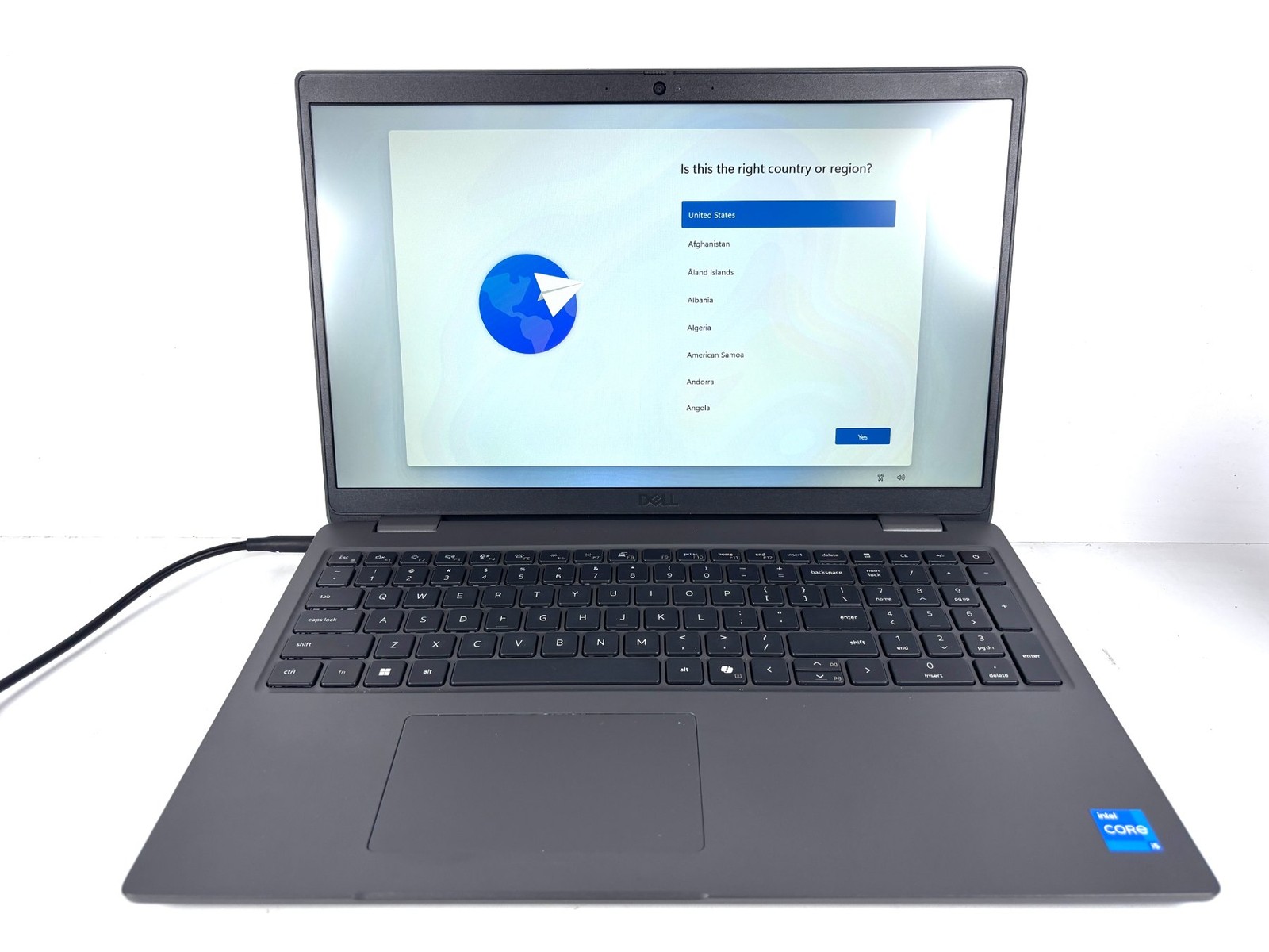 Dell Latitude 3550 – 15.6″ FHD, 1.3GHz i5, 16GB RAM, 512GB SSD, Windows 11 Pro