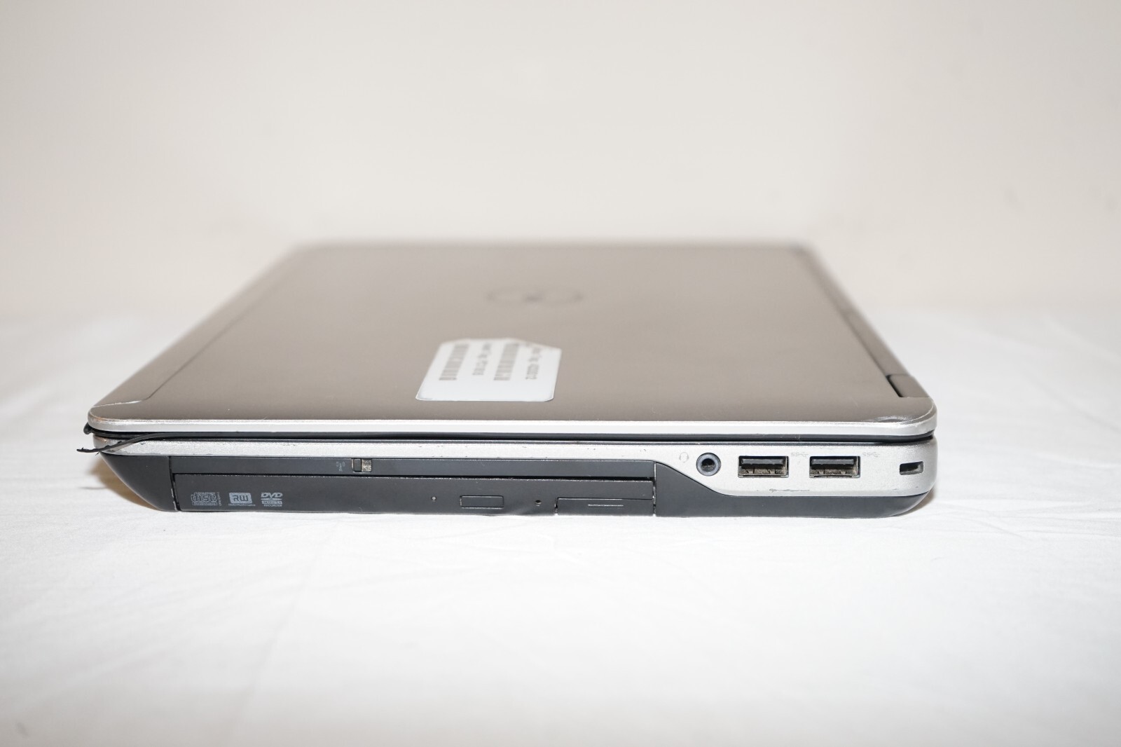 ^ Dell Latitude E6440 i7-4600M @ 2.9GHz 4GB Ram No HD #C1542