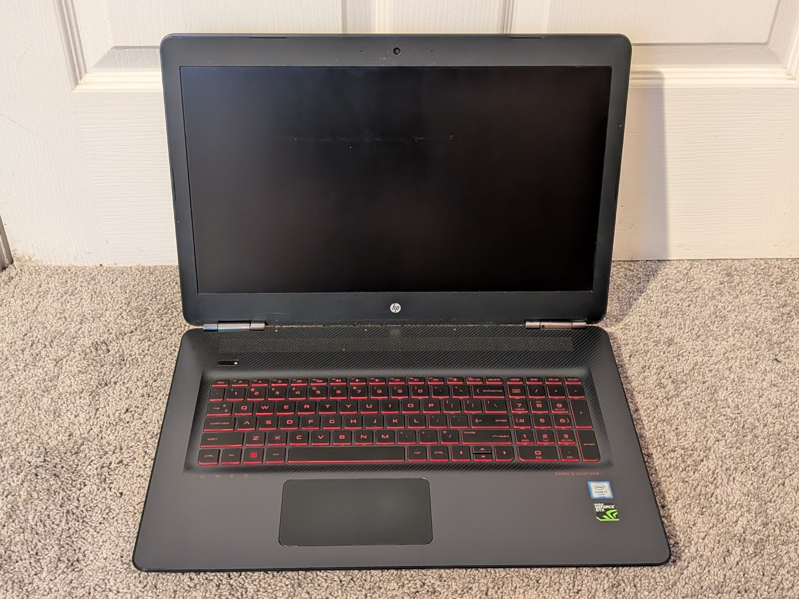 HP OMEN 17-w033dx Gaming Laptop, NVIDIA GTX, 17.3″, 128GB SSD i7-6700HQ 8GB RAM