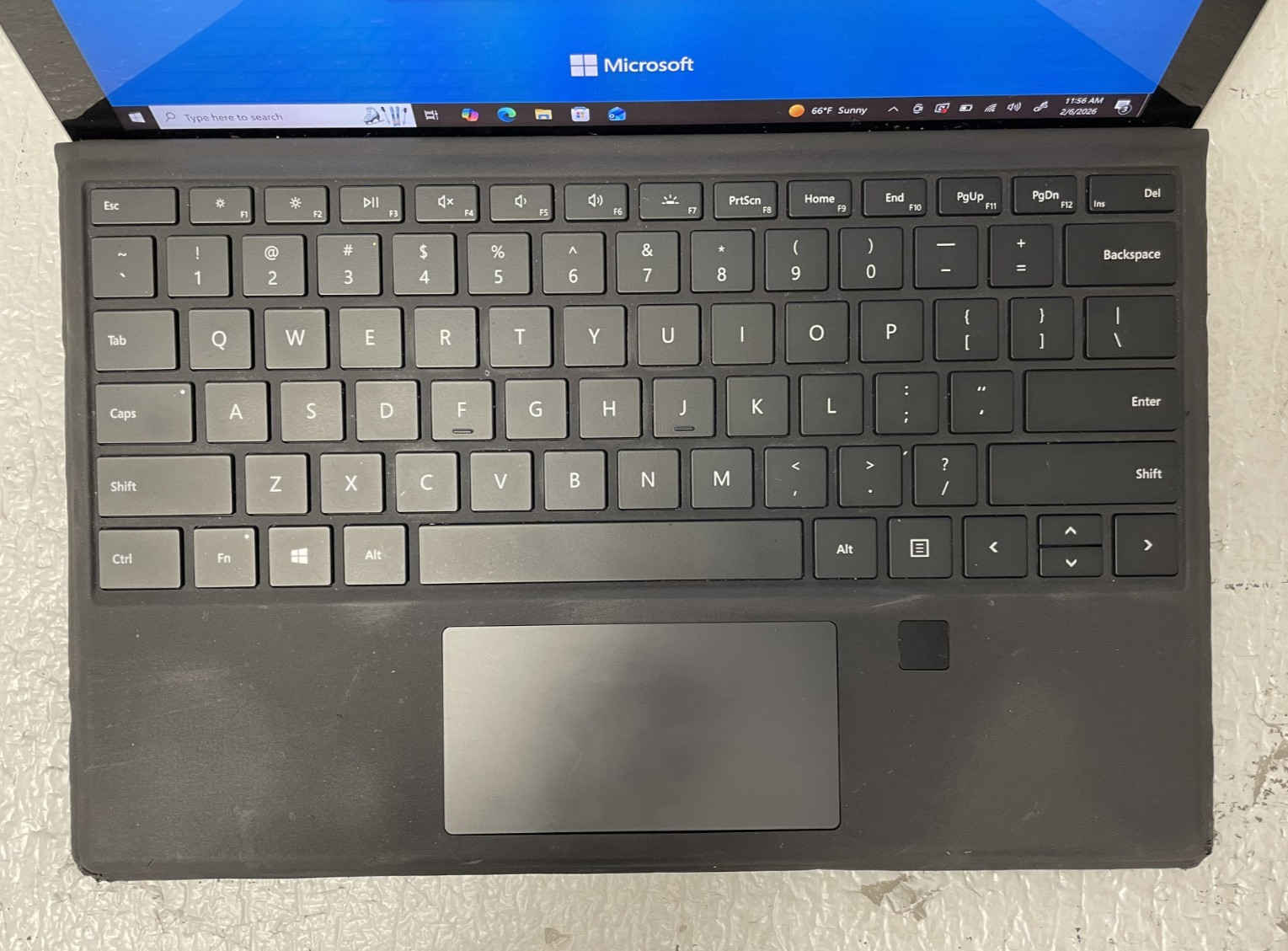 Microsoft Surface Pro 4 Intel Core i5-6300U 4GB RAM 128GB SSD Windows10Pro