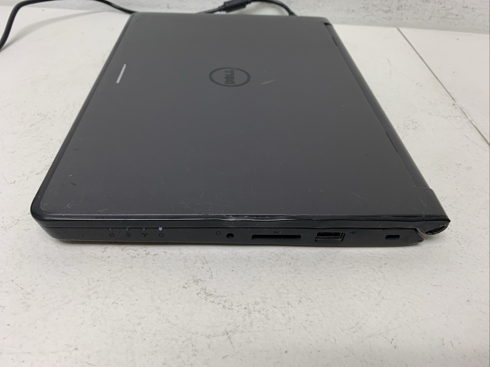 Dell Latitude 3150 Intel Pentium N3540 11.6″ 4GB Ram 120gb SSD Wind 10 Need Bat