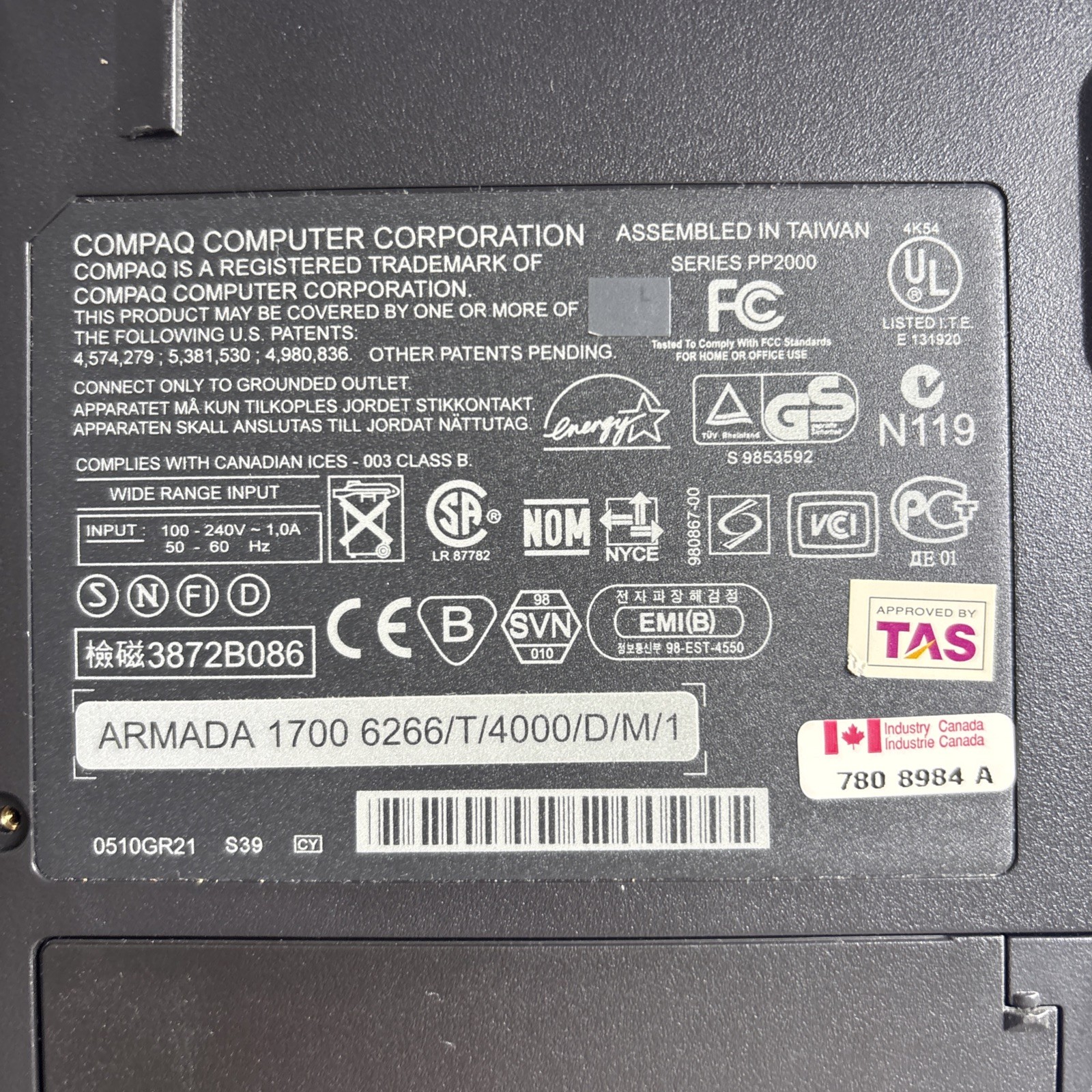 Vintage Compaq Armada 1700 Laptop Notebook Untested No Charger For Parts