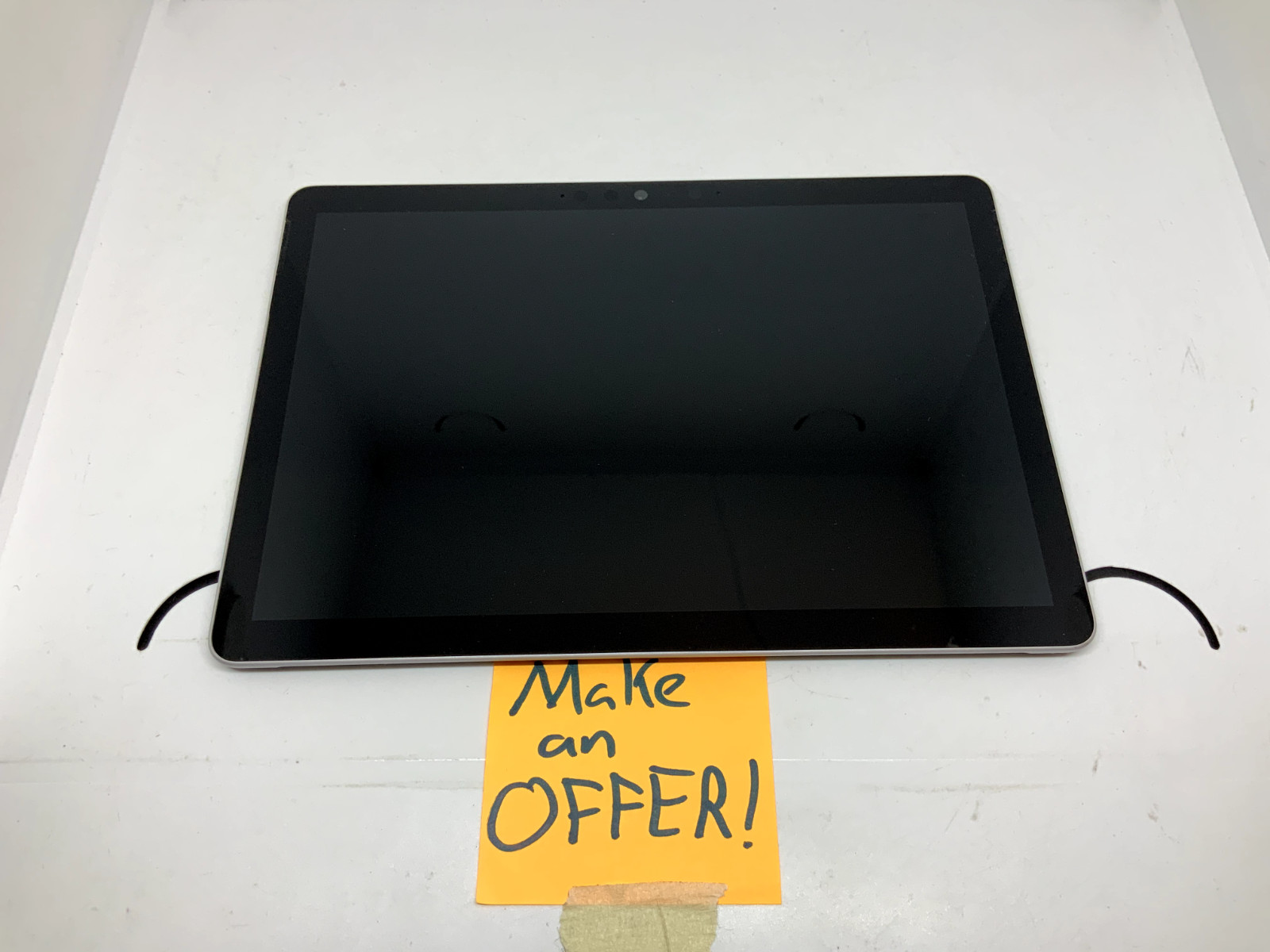 Microsoft Surface Go 2 (10.5″, Intel Pentium 4425Y, 4GB, 64GB, 1926) w/ Charger