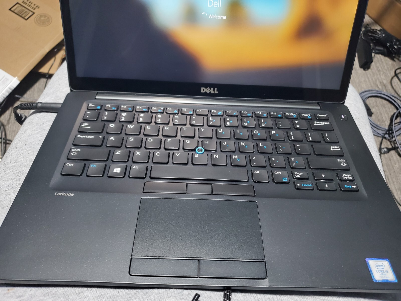 Dell Latitude ‎7480 14″ Touch(128GB SSD, Intel Core i5-7300U, ‎2.6 GHz, 8GB RAM)