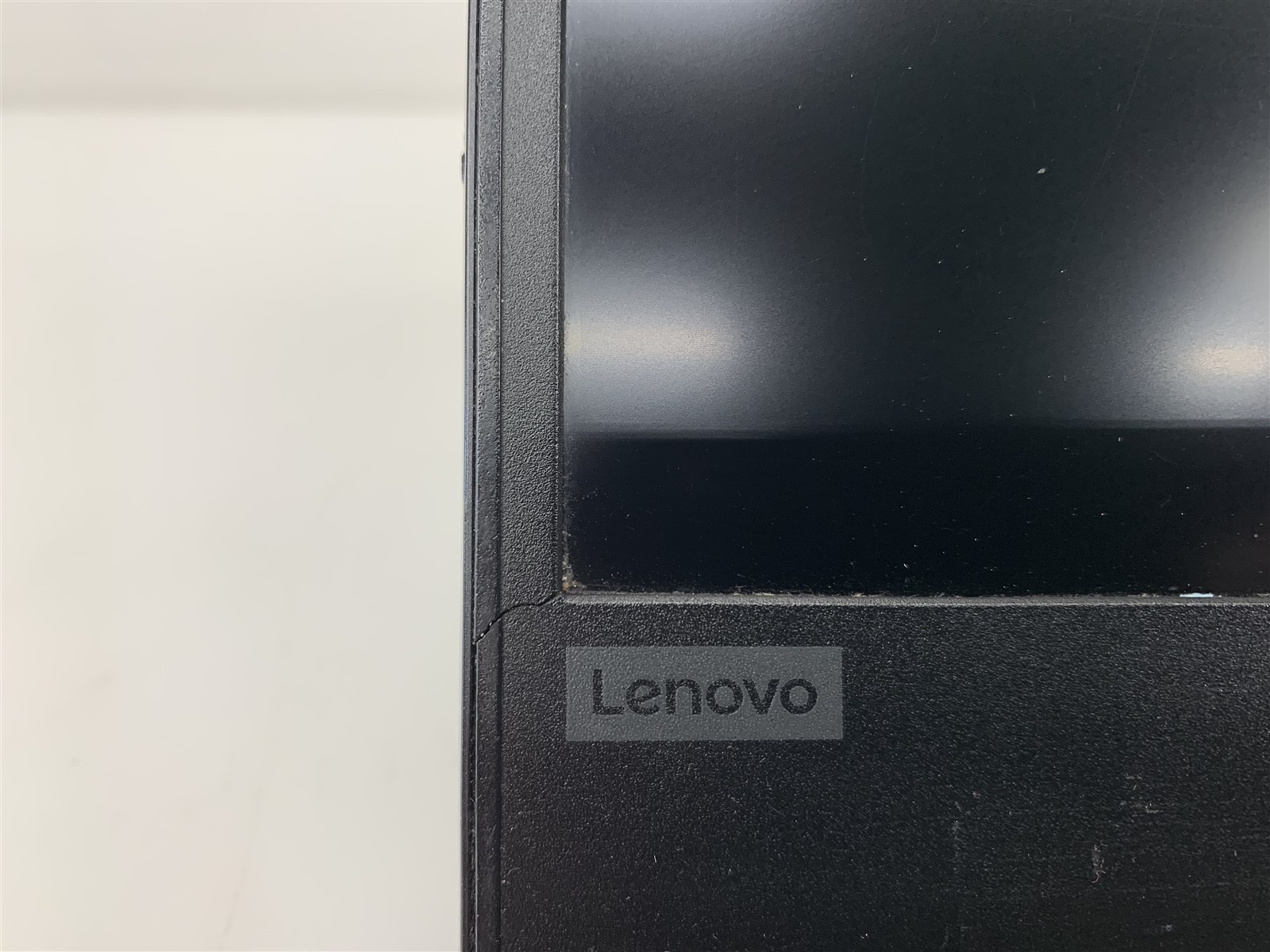 Lenovo ThinkPad E490 Intel i5-8265U 1.60GHz 8GB RAM 128GB M.2 Sata SSD Win11