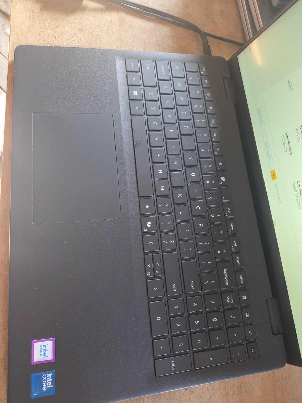 Dell Dc16250 16″ Touch Intel® Core™ 7-150U, 10 cores 1 TB SSD 16 GB DDR5 W Ac