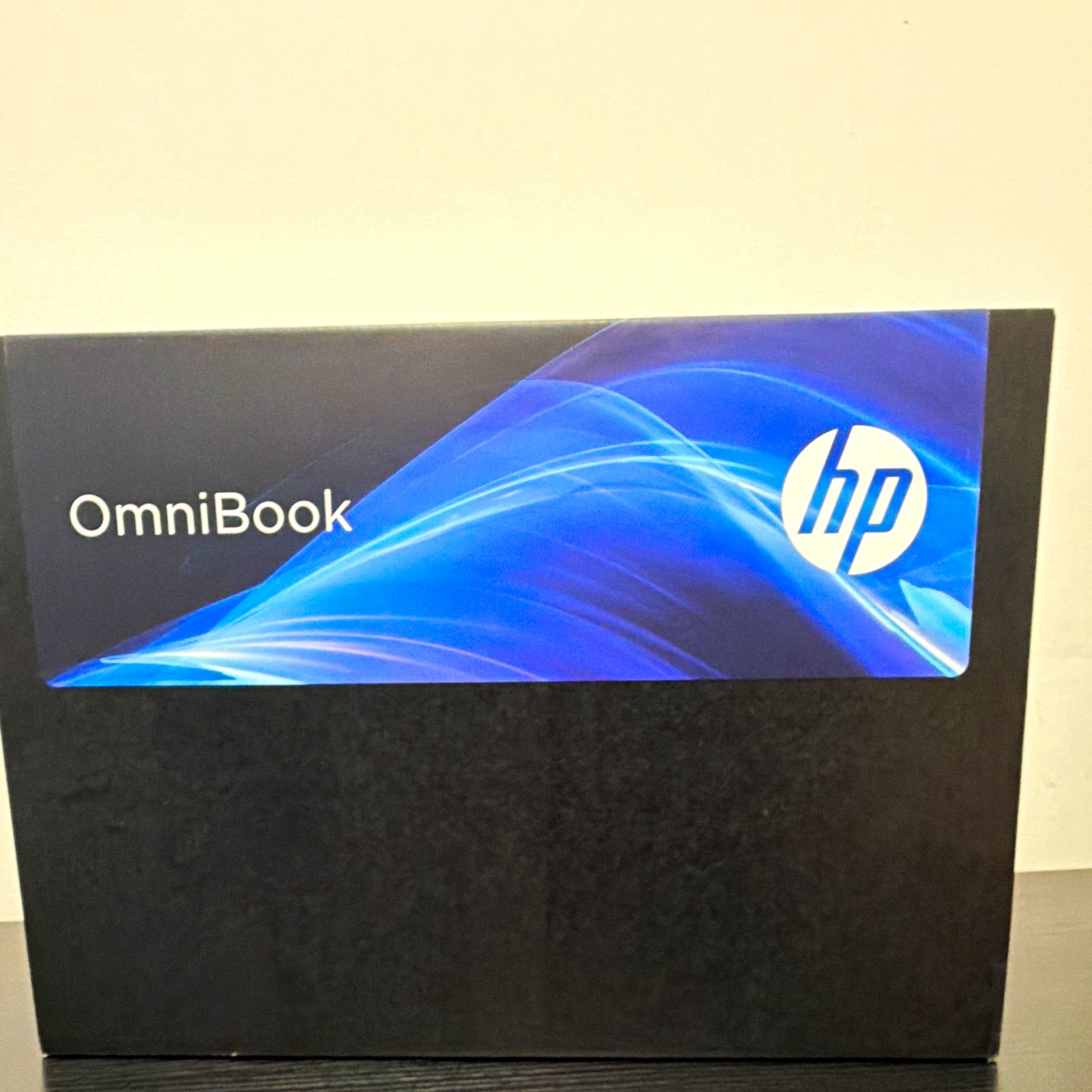 HP OmniBook X Flip 16-as0023dx Core Ultra 7 16GB 1TB SSD 16″ Touch W11