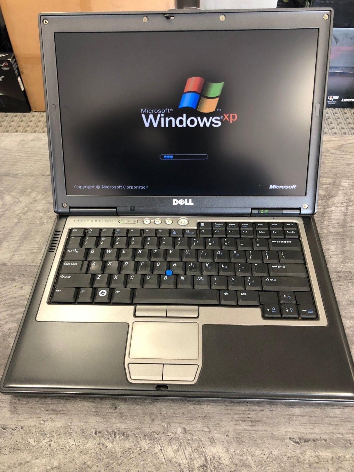 Dell D630 D620 14″ 1.8GHz 160GB, 2GB RAM WINDOWS XP, WiFi DVD/CDRW RS232 Serial