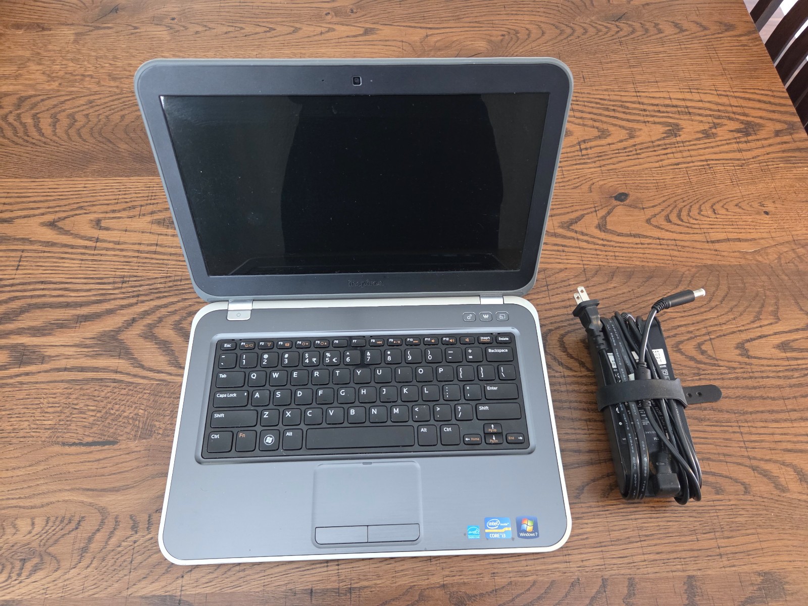 Dell Inspiron 5323 Intel Core i3-2367M 1.4 GHz 6 GB RAM 13″ 500 GB SATA HD Win7
