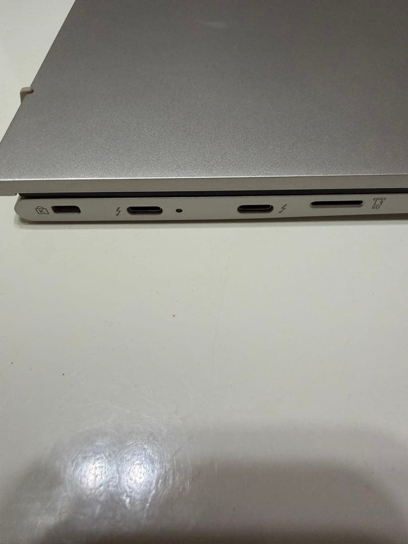 NEC Lavie NEXTREME Carbon i7-1195G7 16GB 1TB Used