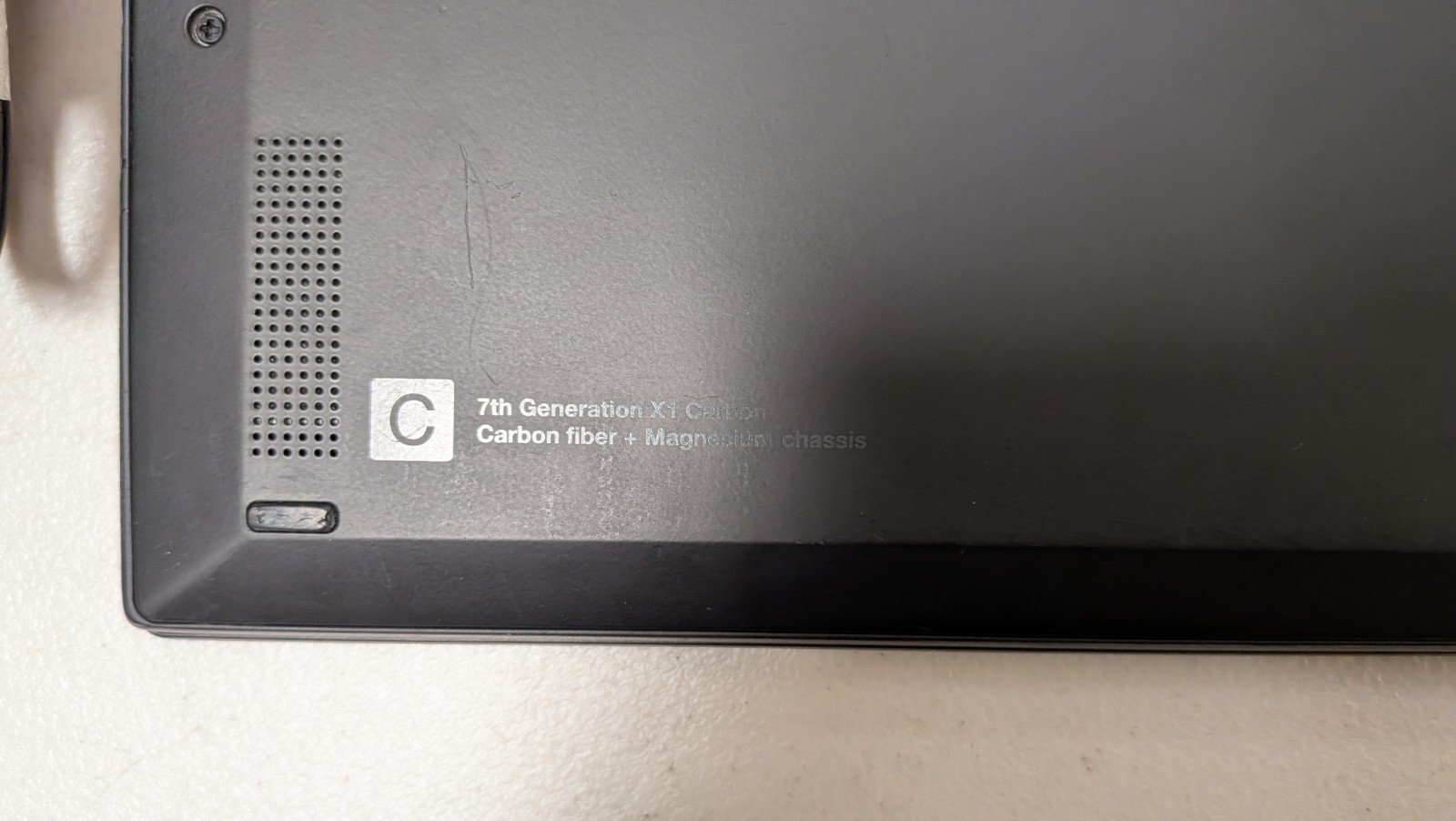 Lenovo ThinkPad X1 Carbon Gen 8 14 FHD i7-10610U 16GB 512GB SSD WIN11P W/AC
