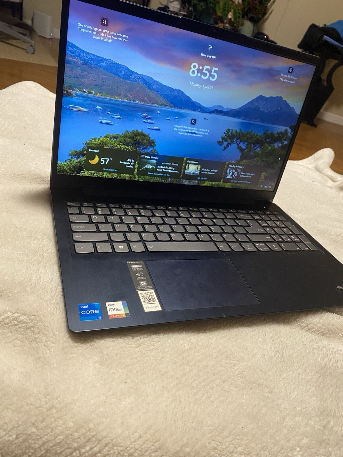 Lenovo IdeaPad 3 15IAU7 15.6in i5 8GB 256GB SSD Win11 2023 Blue