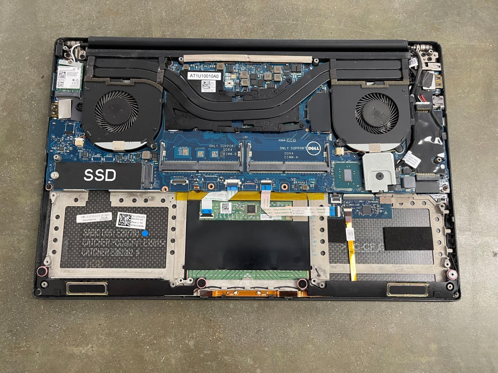 LOTX6 Dell Precision 5520 15.6″ Xeon E3-1505M M1200 SCREEN MOTHERBOARD READ
