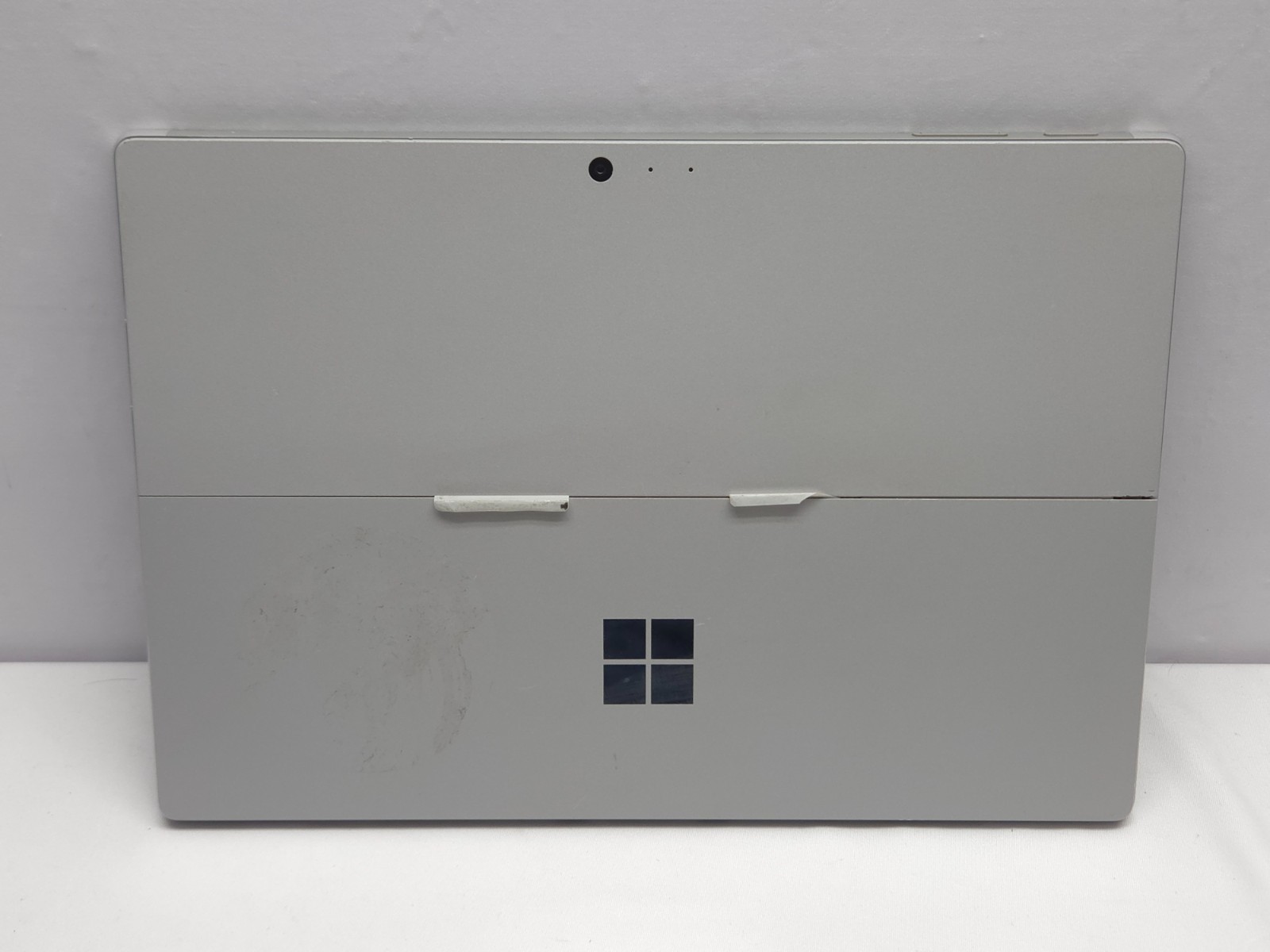 Microsoft Surface Pro (5th Gen) m3-7Y30 4GB RAM 128GB SSD Win 11 Broken Hinge