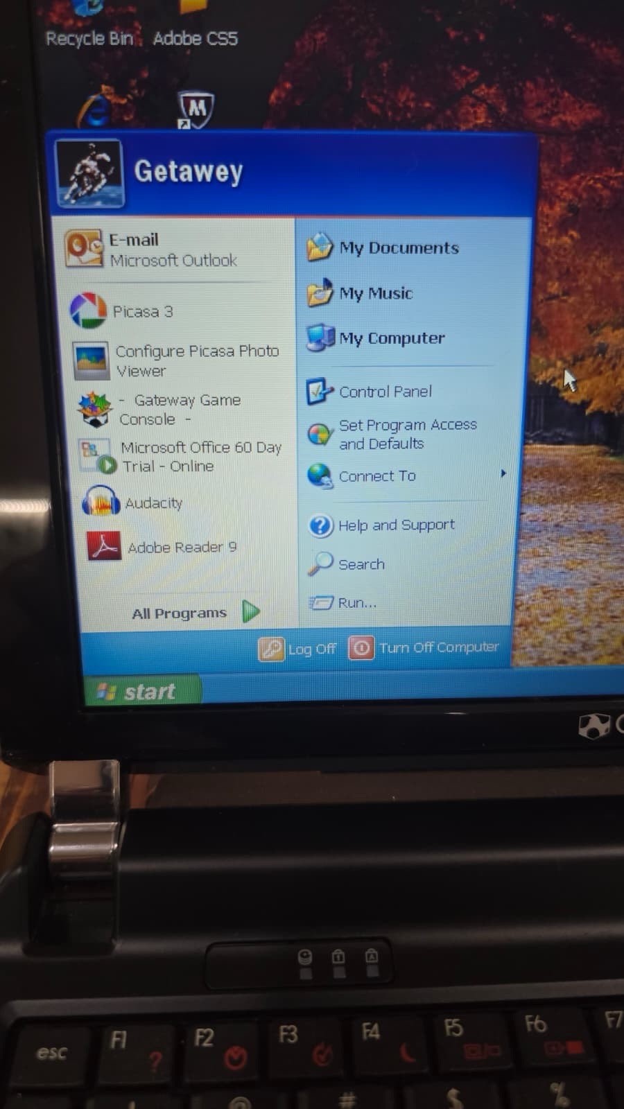 Gateway Netbook KAV60 2x Intel 1.6GHz 1GB RAM 138 Gb SSD, Vintage