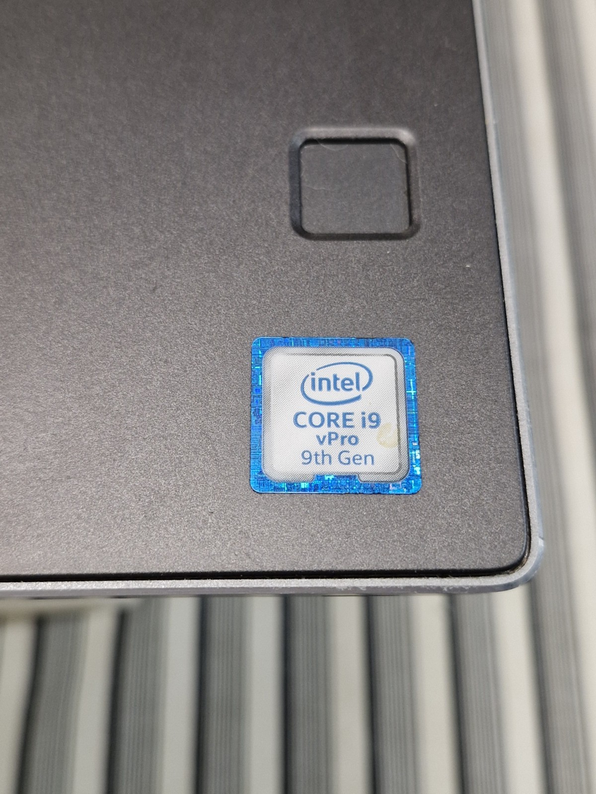 Dell Precision 7540 i9 9th Gen 15.6″ 2TB HDD No Charger Parts Repair
