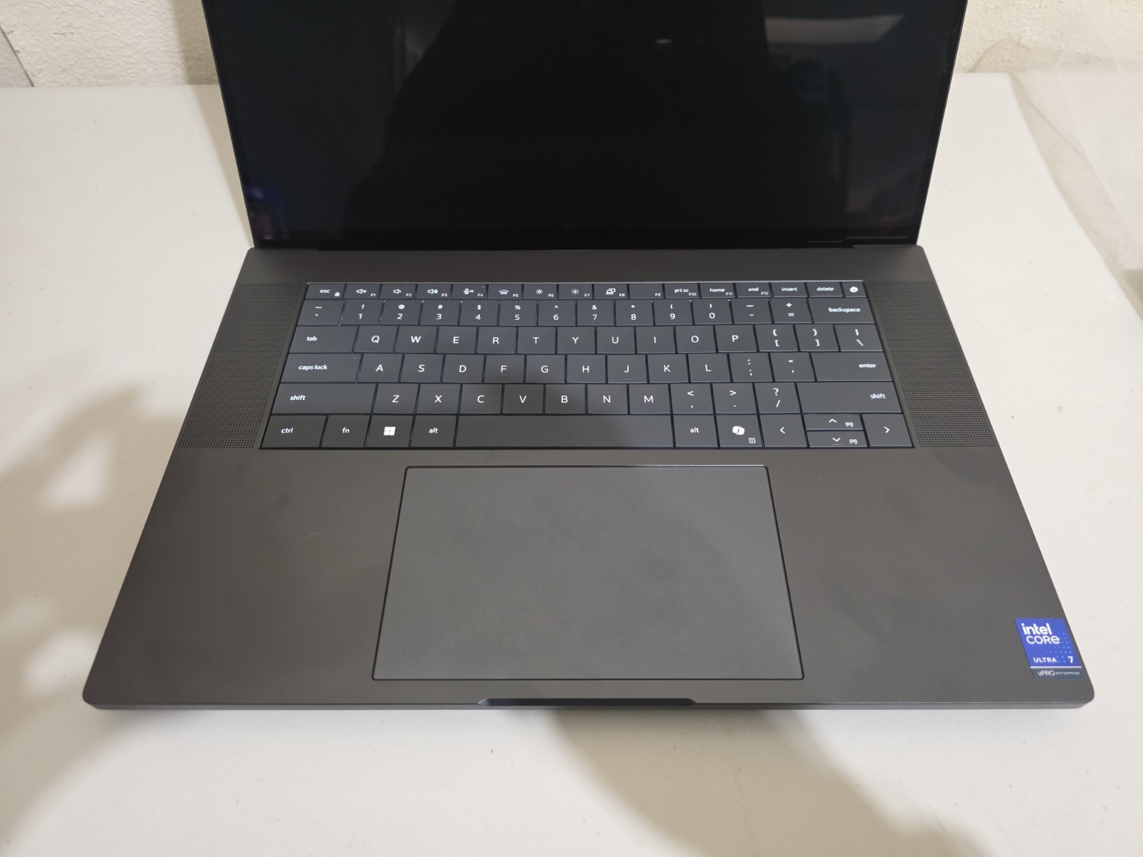 Dell Pro Max 16 Premium 4K OLED TOUCH U7 265HX 64GB RAM 4TB SSD RTX Pro 3000