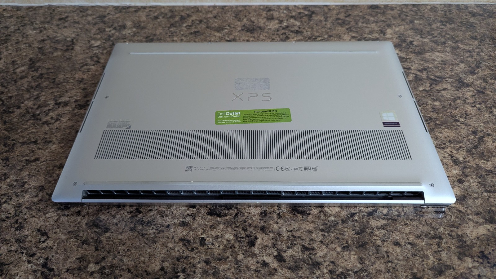 Dell XPS 15 9500 15.6″ Core i7-10750H 2.60Ghz 32GB RAM 512GB NVMe GTX 1650 Ti