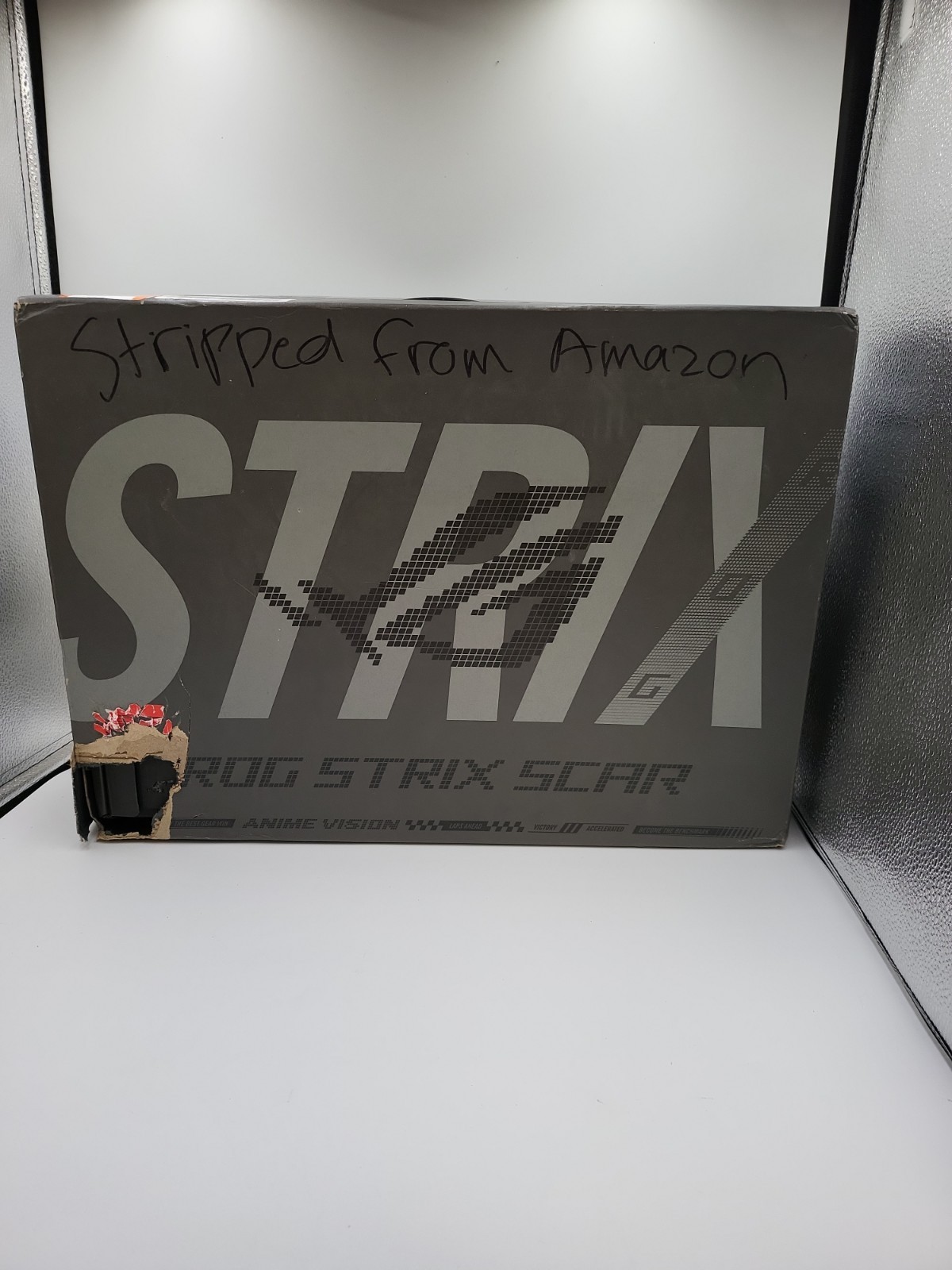 ASUS ROG Strix SCAR 18″ 2.5K 240Hz 2TB Storage /32GB Ram -Ultra 9