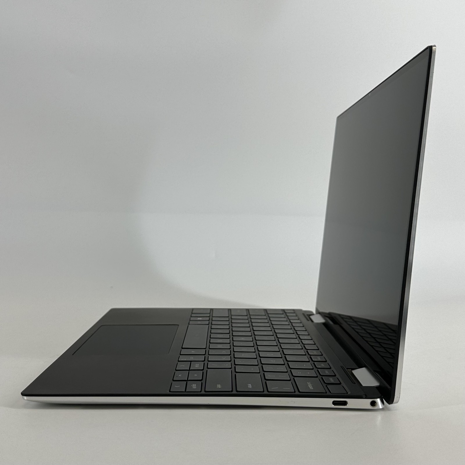 Dell XPS 13 7390 (2-in-1) UHD+ TOUCH i7-1065G7 1.30GHz 32GB 1TB SSD Very Good