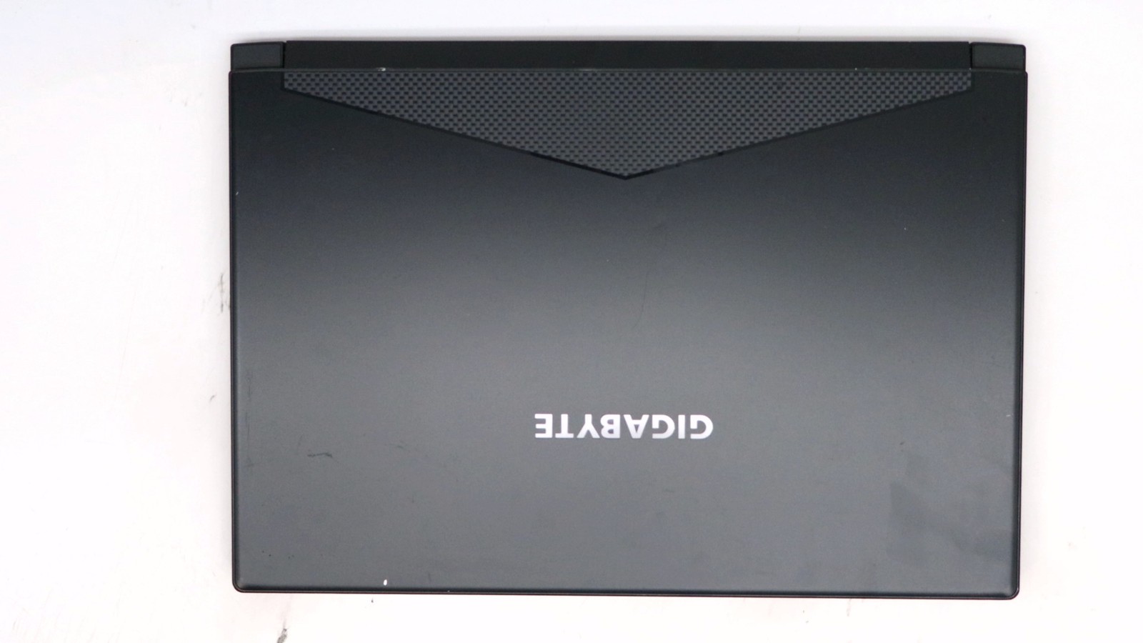 Gigabyte AERO 15 Classic-WA 15″ i7-9750h 16GB 512GB – Very Good