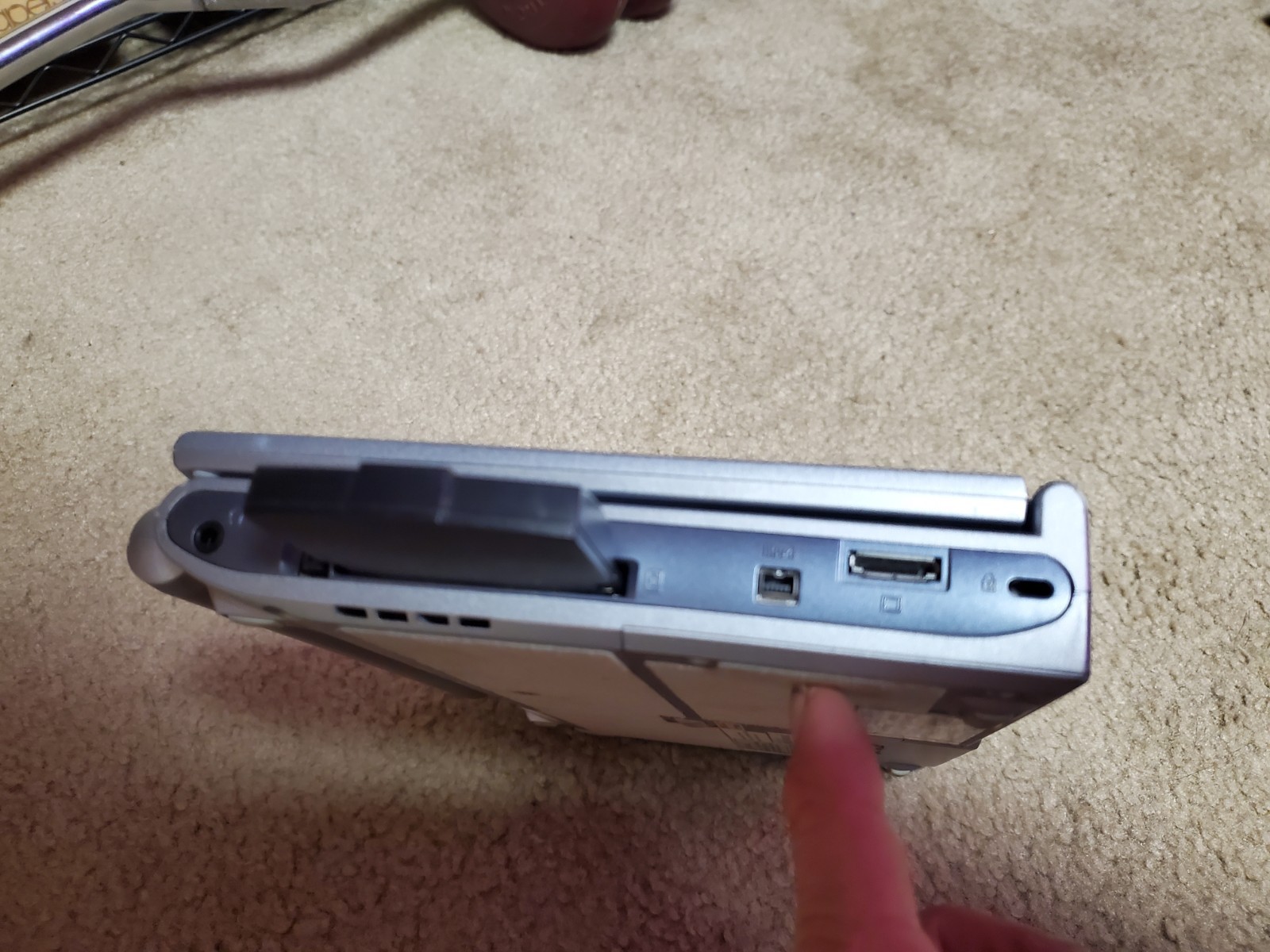 Fujitsu LifeBook P Series fpc02011al cp145514 Laptop PARTS AS IS UNTESTED NO AC