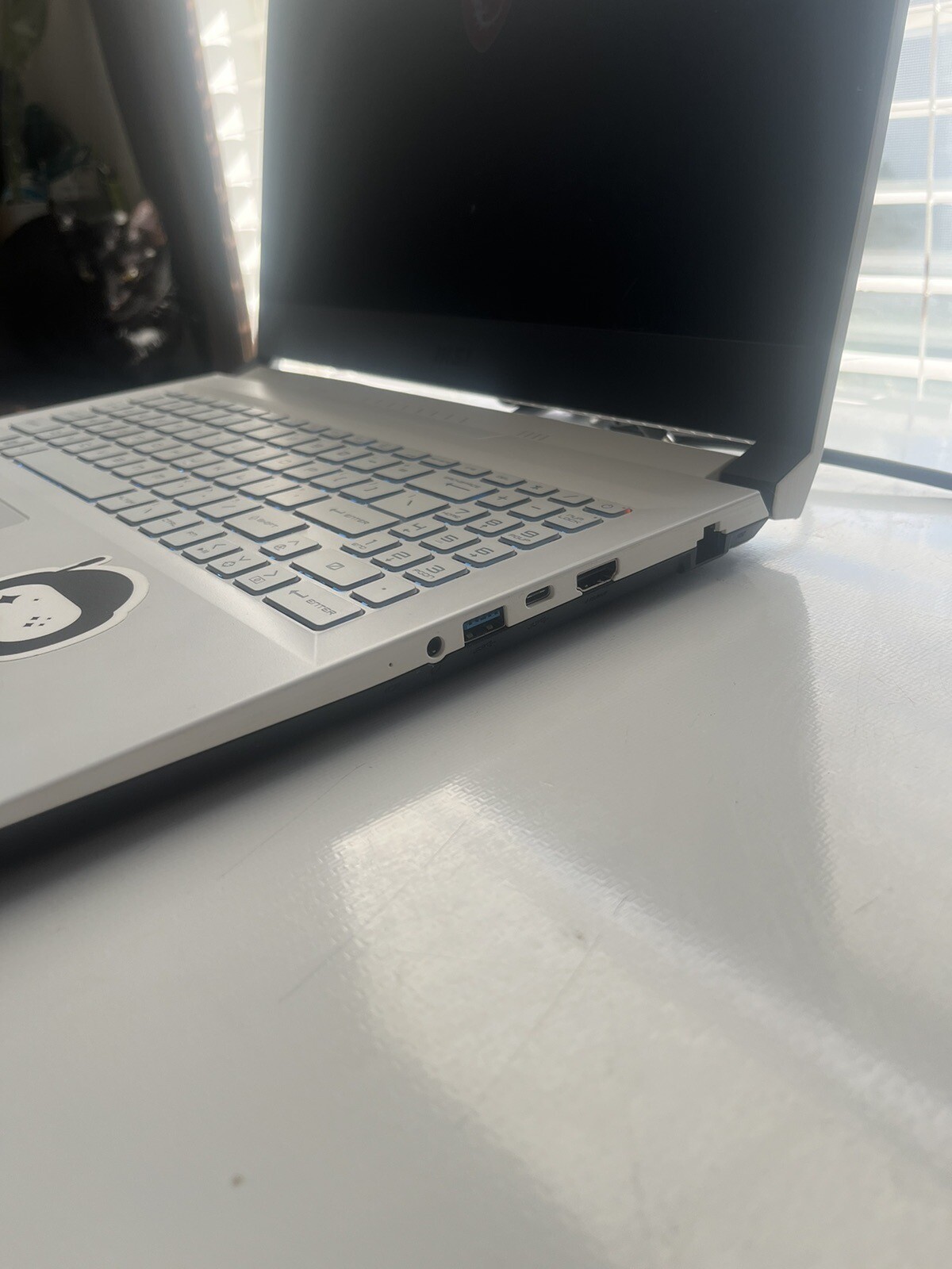 MSI Sword 15 A11UD 15.6″ (512GB SSD, Intel Core i7 11th Gen., 4.60 GHz, 8GB)…