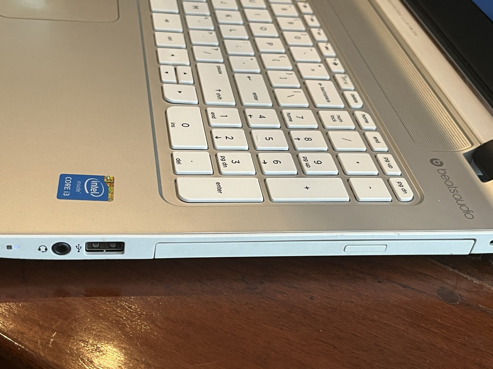 HP 15-P000 CTO 15.6″ Laptop 750GB HD Intel Core i3-4005U 1.70GHz 6GB RAM J3X81AV
