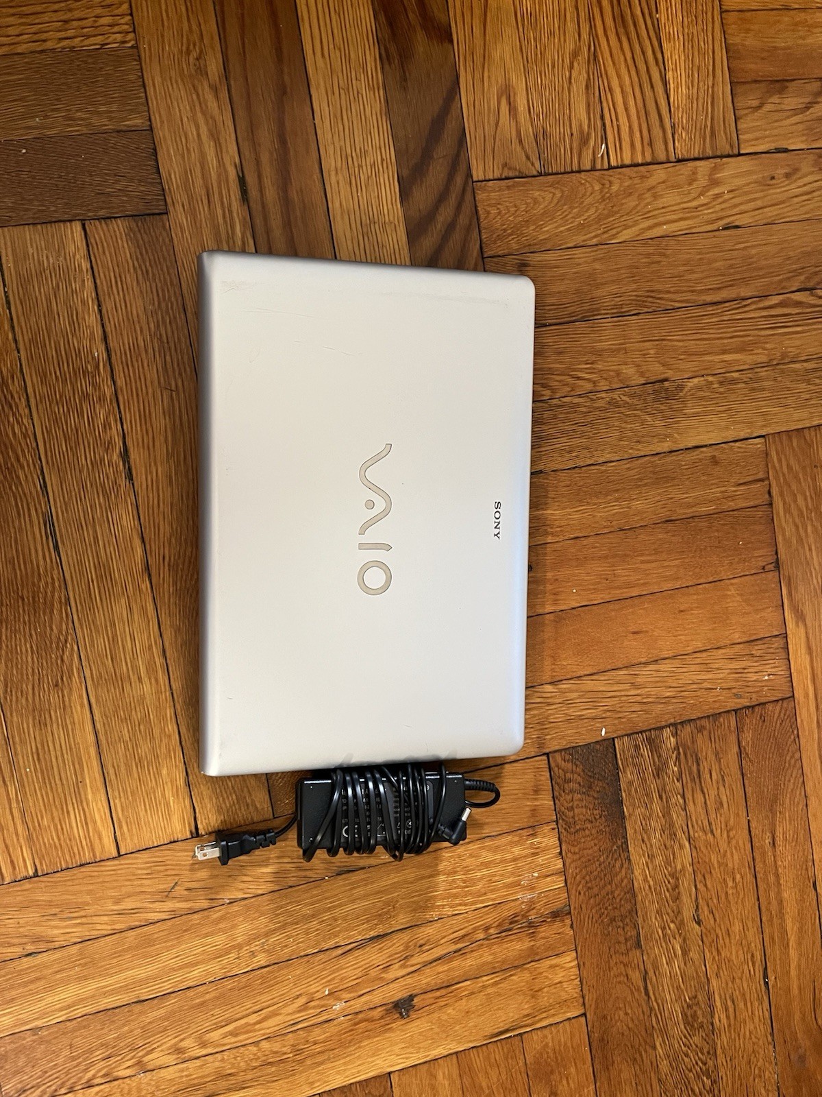 sony vaio Model: PCG-61511L (READ)