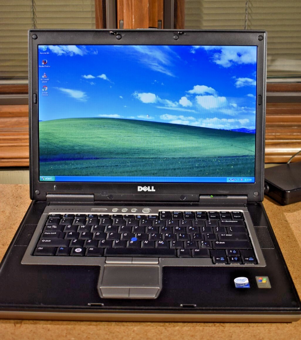 Dell Latitude D820 Laptop XP Pro WkGr8!