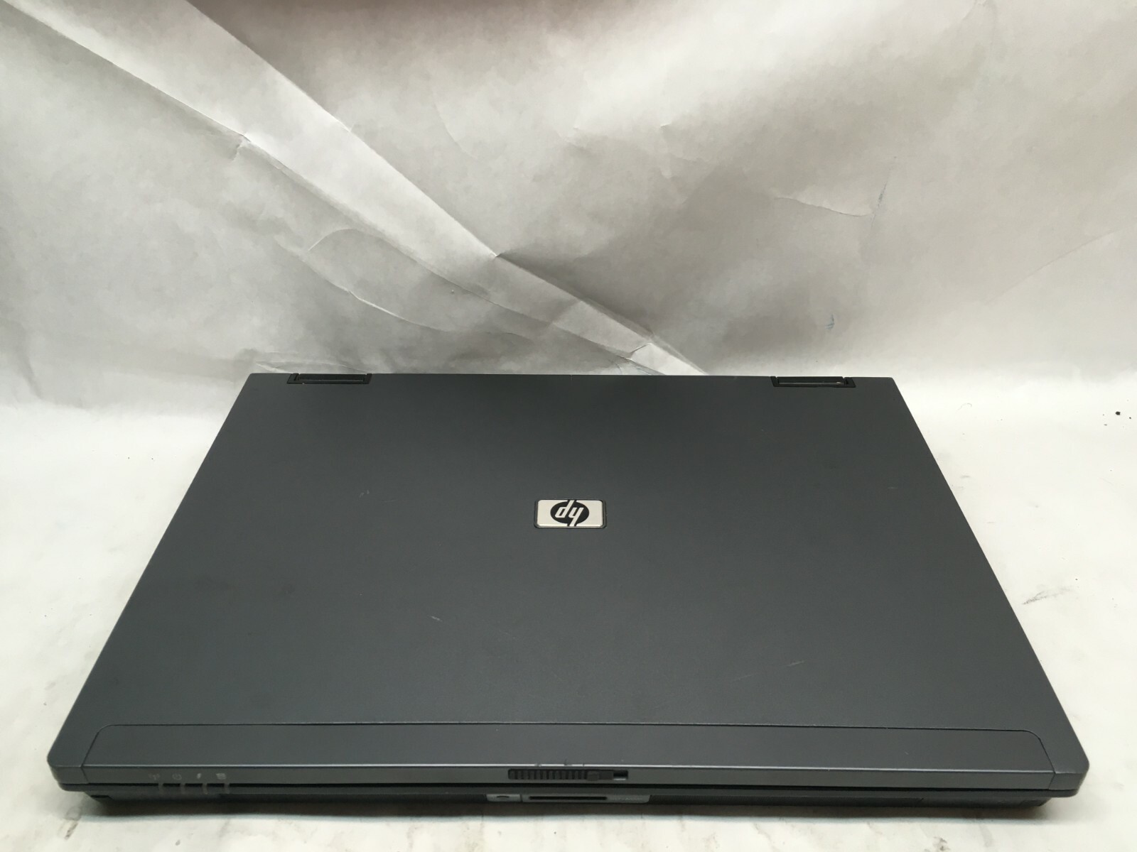 HP Compaq 6910p 14″ Laptop For Parts/Repair Powers on No Video NO HDD/RAM JR