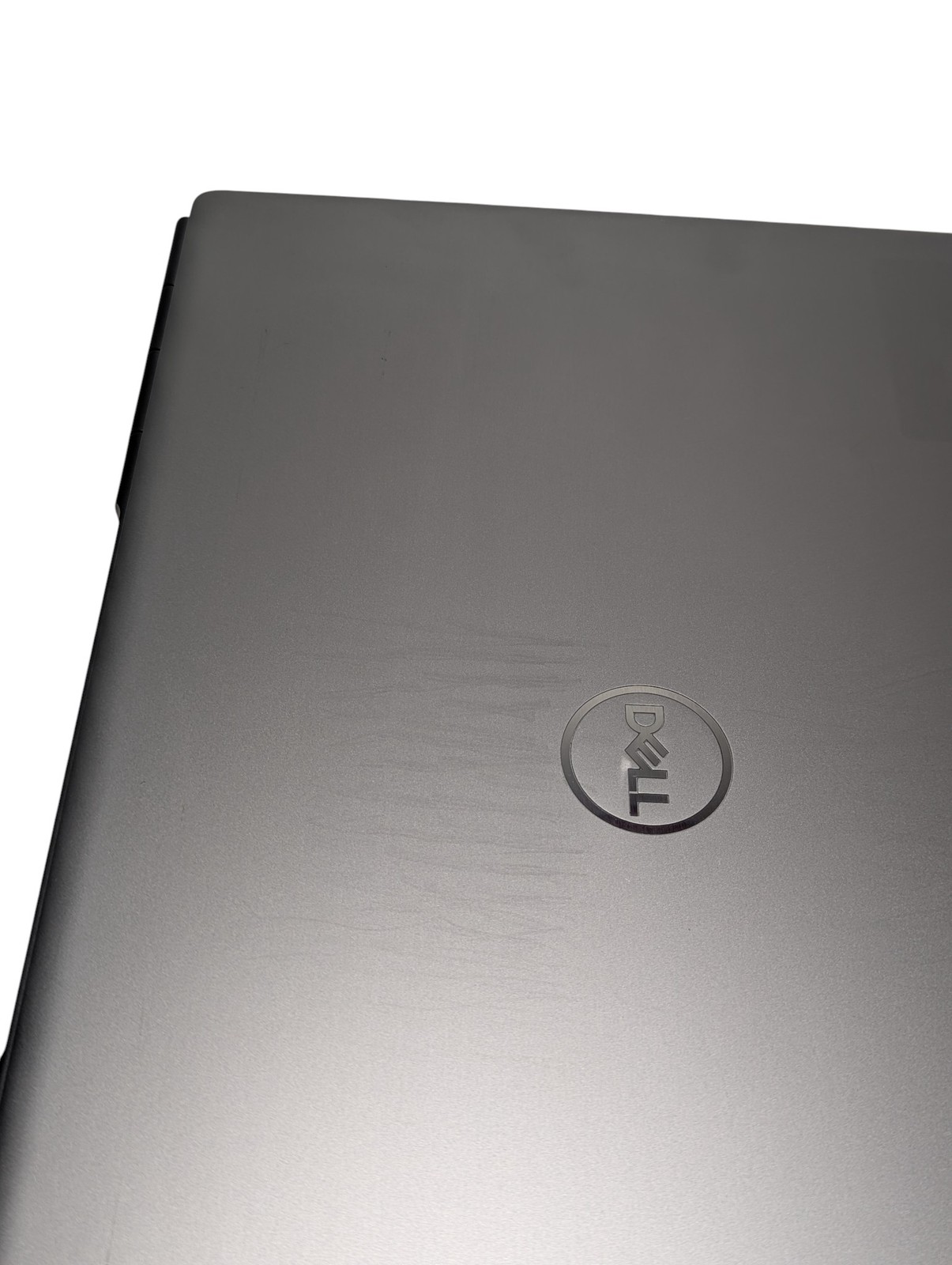 Dell Precision 7750 XEON W-10855M 17″2.8Ghz 32GB RAM 512GB SSD Grade D
