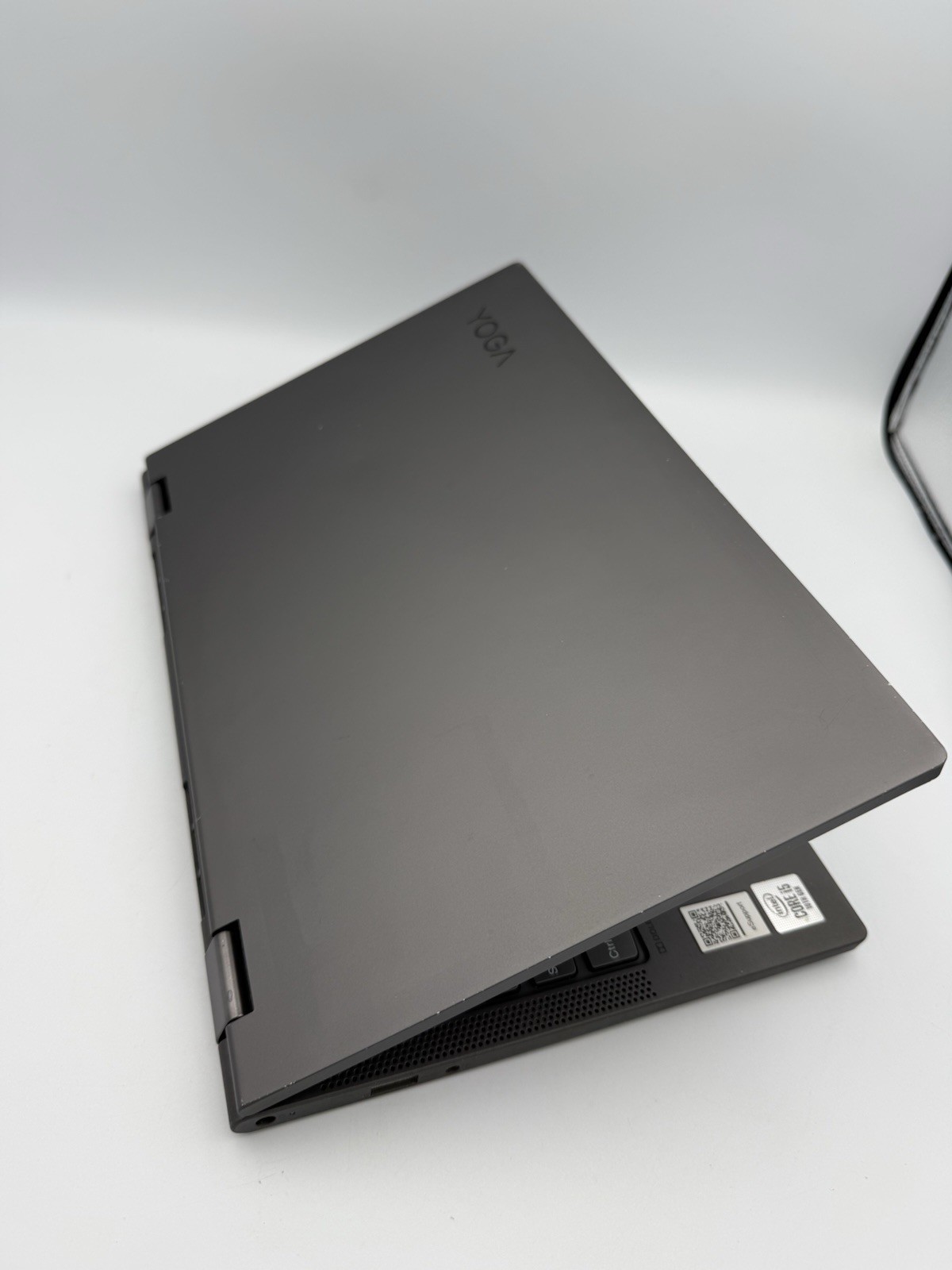 Lenovo Yoga C640-13IML LTE – 13.3” i5 10th Gen | 8GB RAM | 512GB SSD – 93G