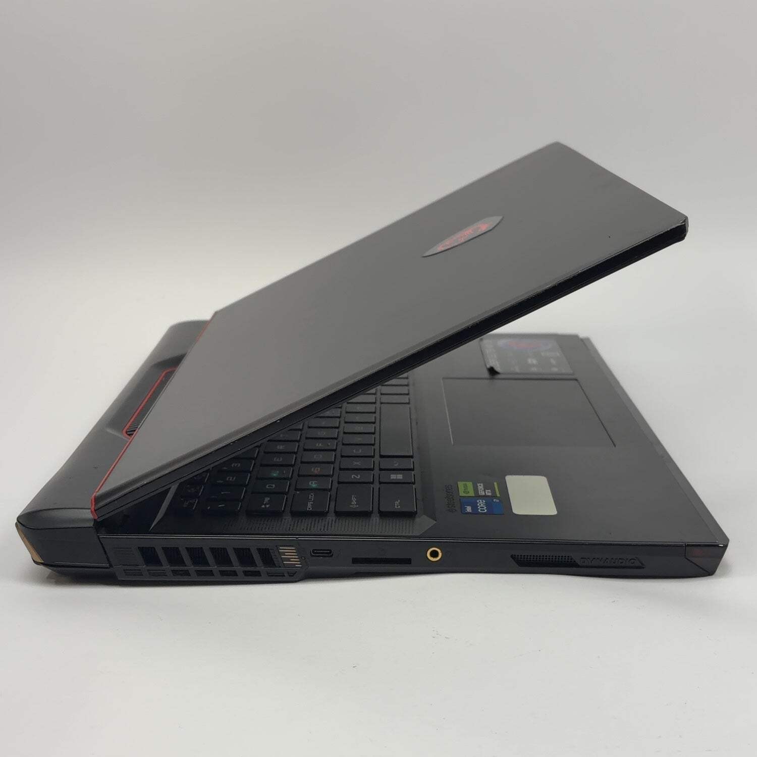 Broken MSI Raider GE78HX 13VG i7-13700HX 16GB RAM 1TB SSD GeForce RTX 4070 READ