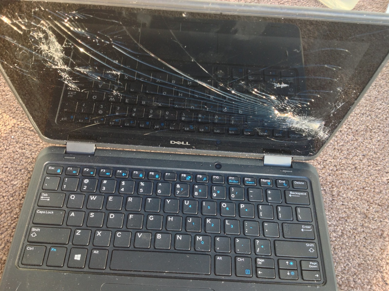 Dell P26T Laptop with Charger for Parts or Fix